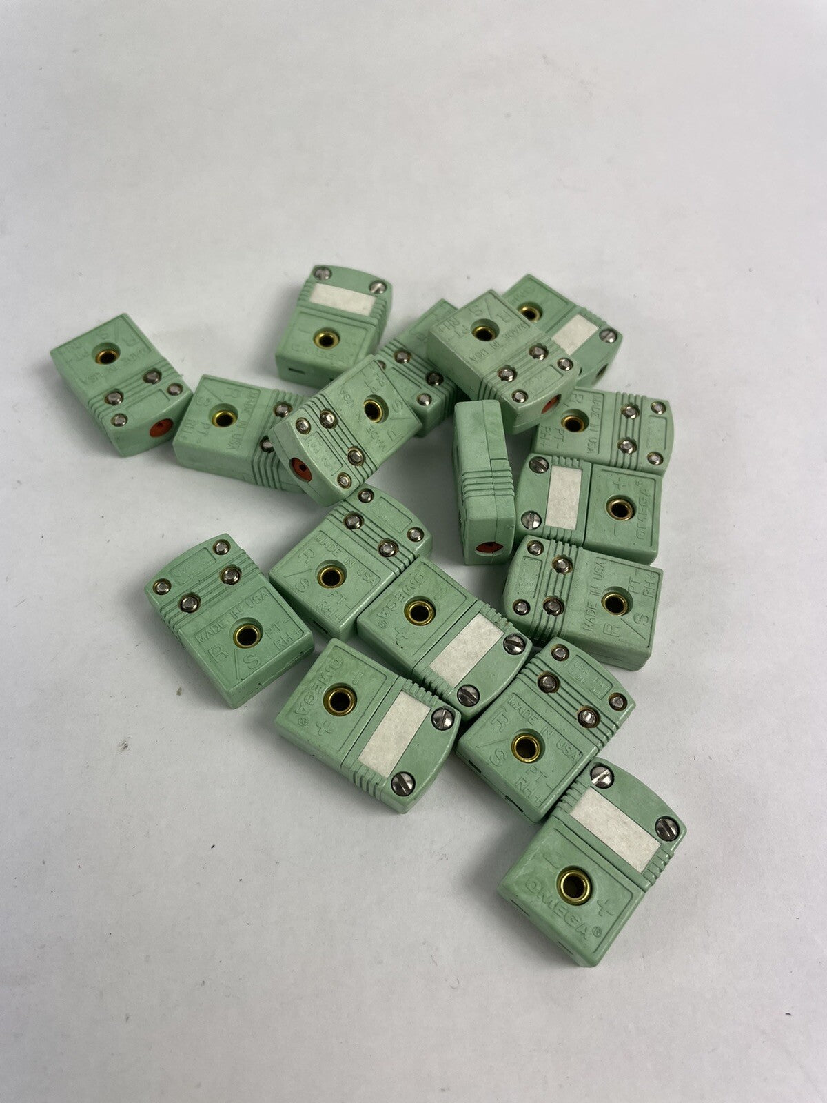 Lot of 17: Omega Female Nickel-Zinc Ferrite Core R/S Thermocouple Connectors