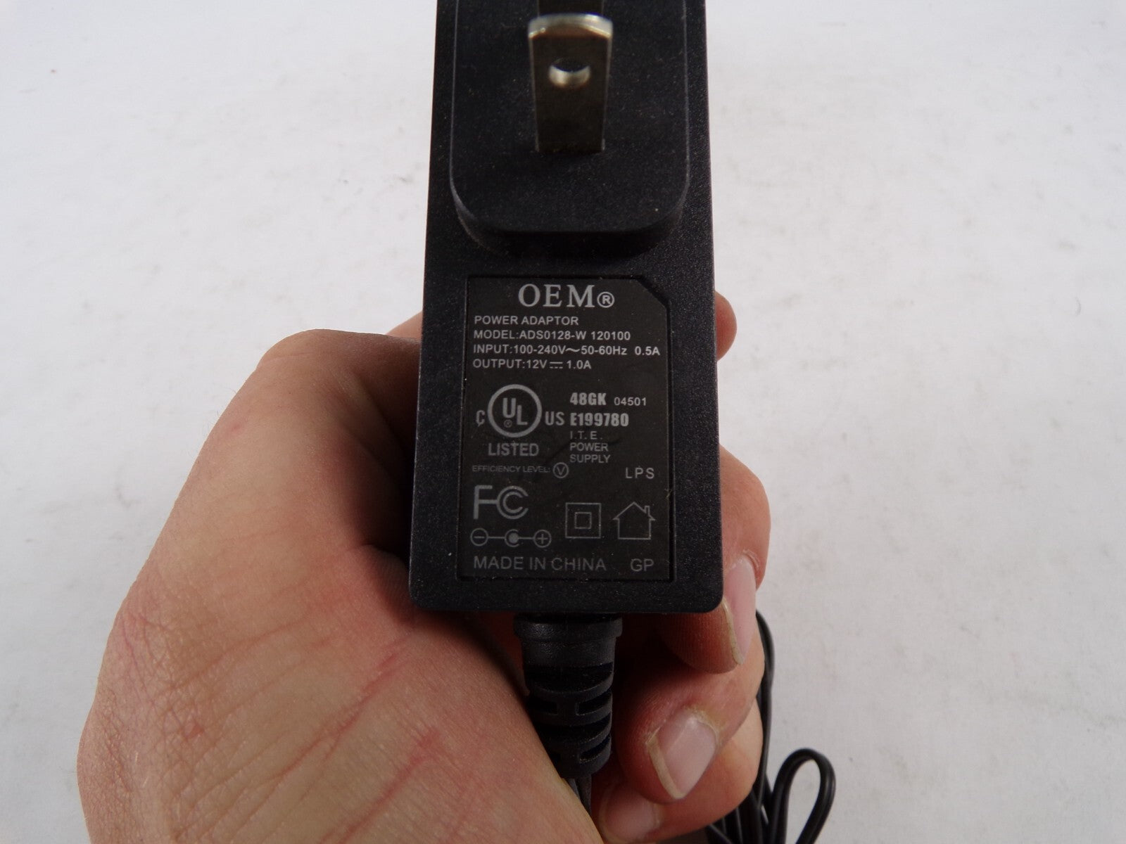 Geniune OEM Power ADS0128-W120100 Output 12 V  1 A Power Supply Adapter A56