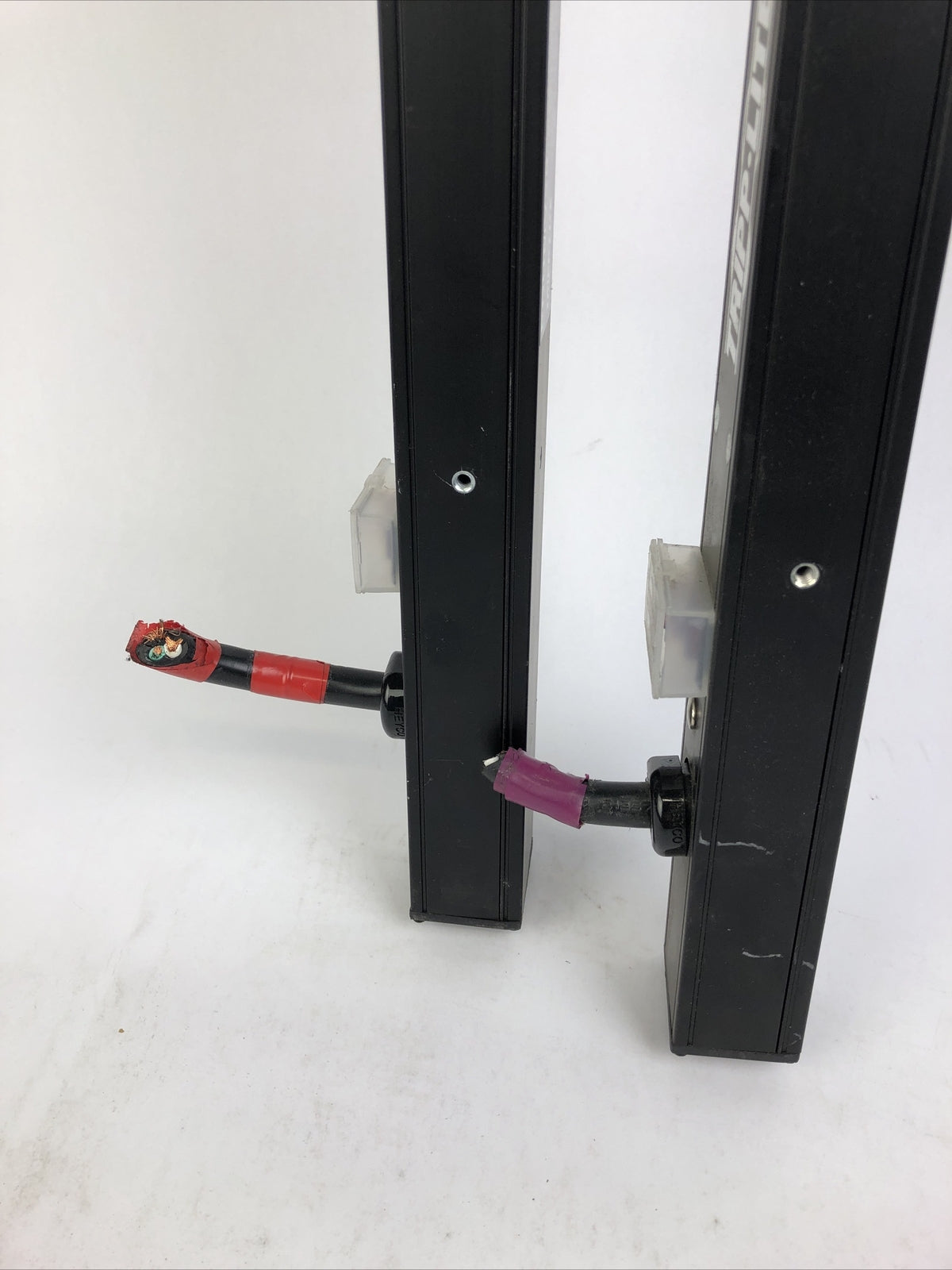 LOT of 2  Tripp Lite PDU Metered 120V 20A 28 Outlet PDUMV20- NEEDS CORD LOOK