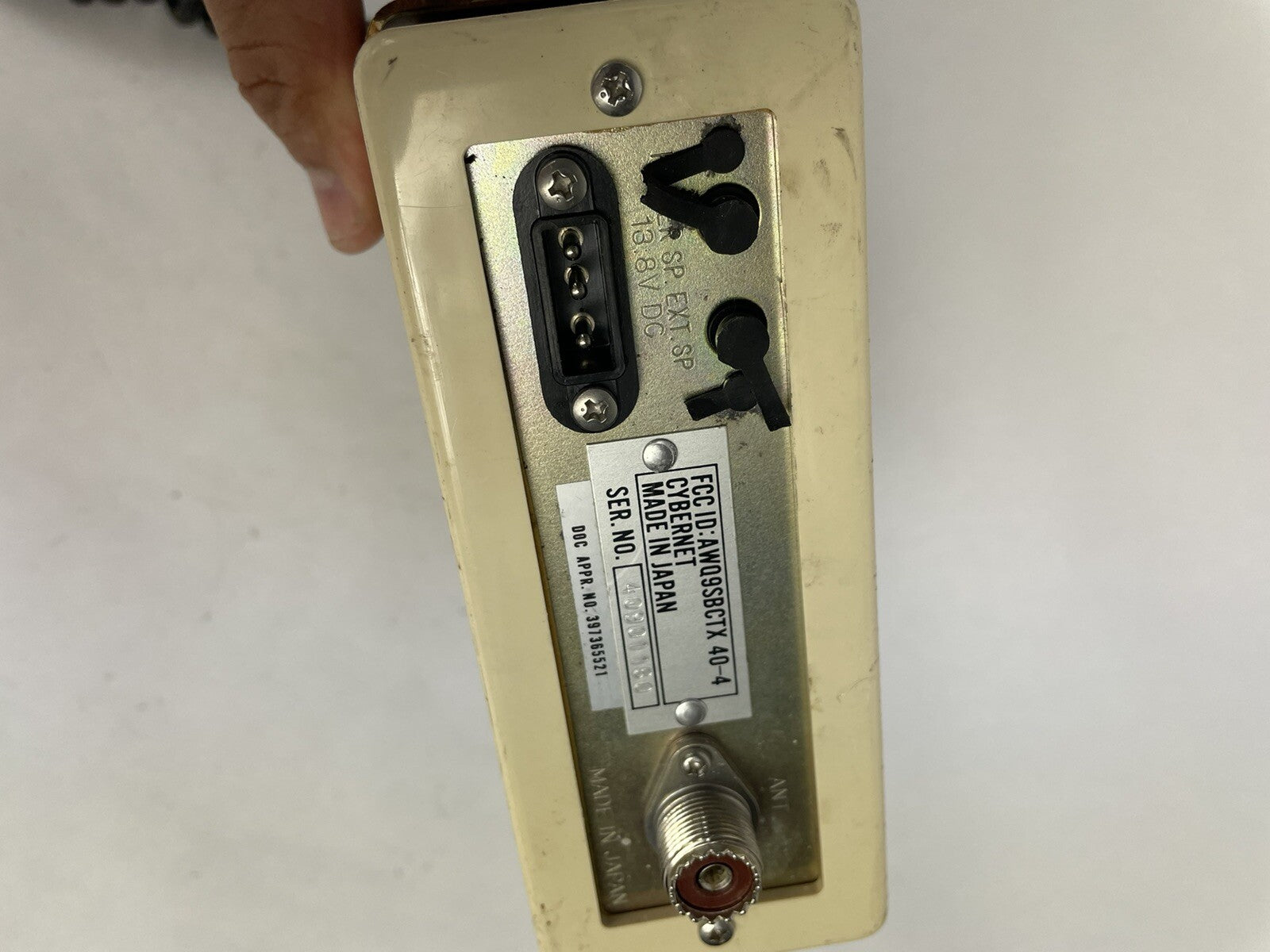 Cybernet CTX 40 4 Marine Citizen Band Radio 40 Channel - Look