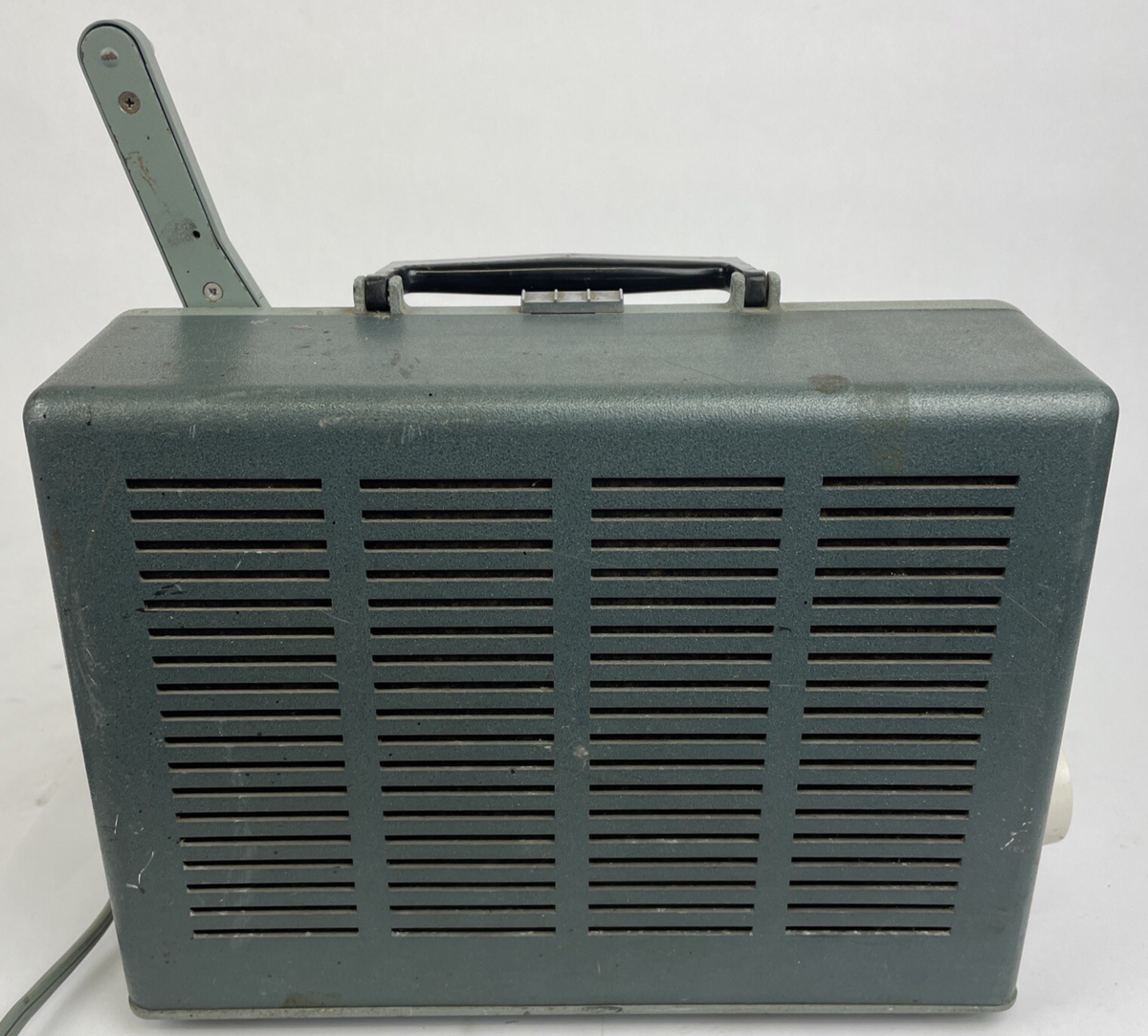 Vintage Argus Showmaster 500 Model S-500 8mm Movie Projector w Case UNTESTED