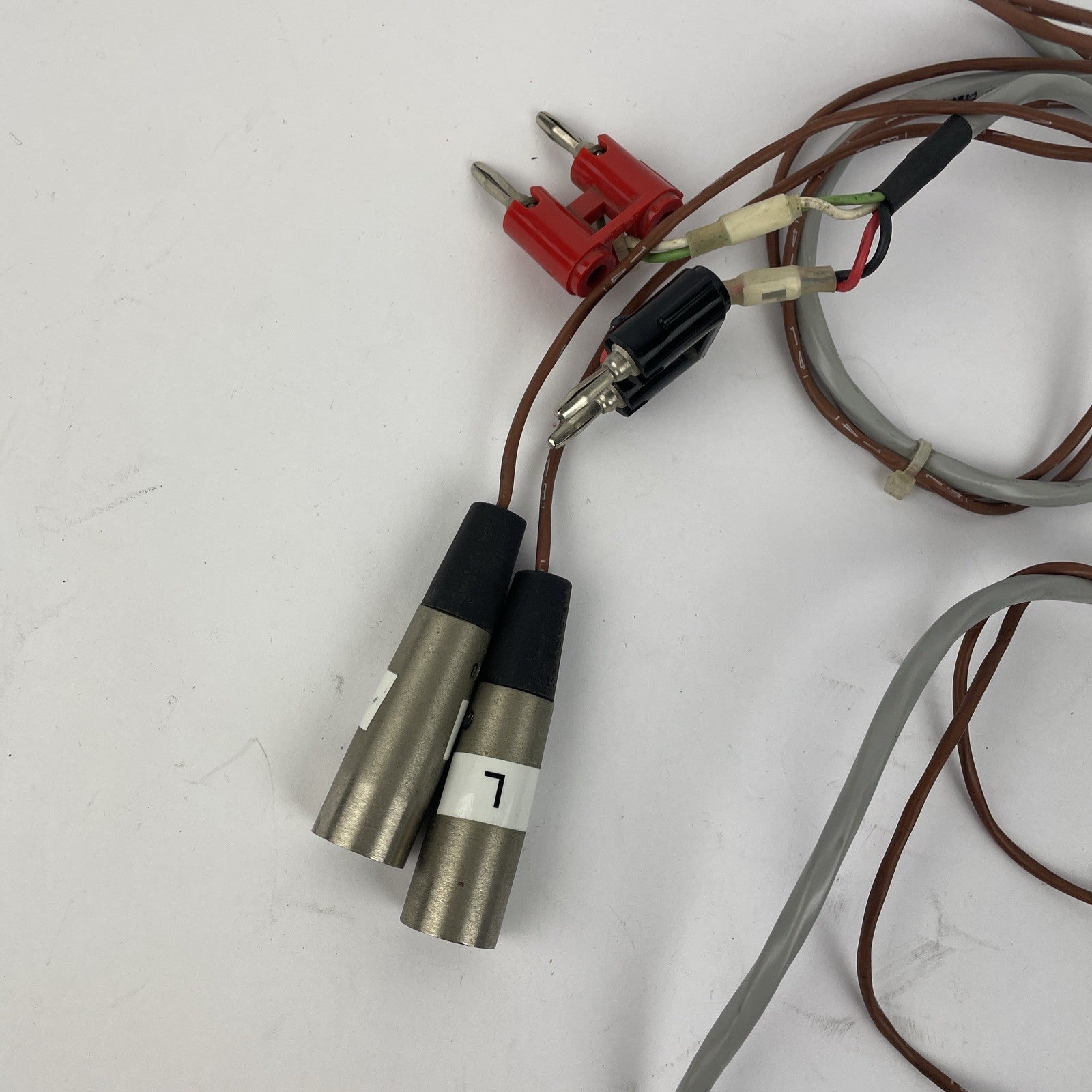 2 x Switchcraft XLR Female + 2 Dual Banana Plug Male to 2 x XLR Male + 2 Banana