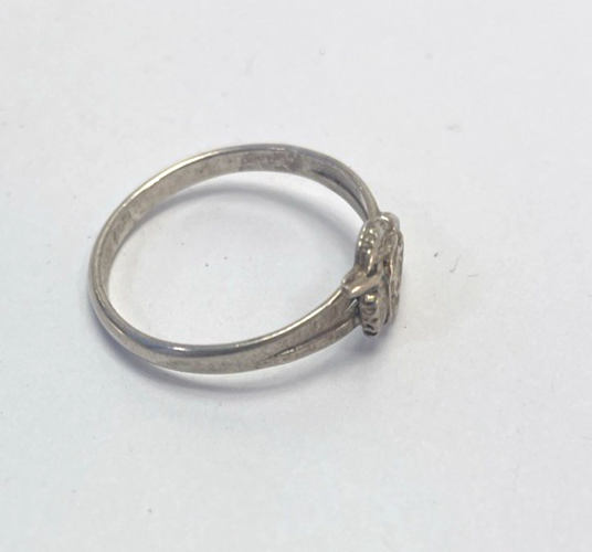 Dainty Native American Minimalist Wild Rose 925 Sterling Silver Ring Size 4.25