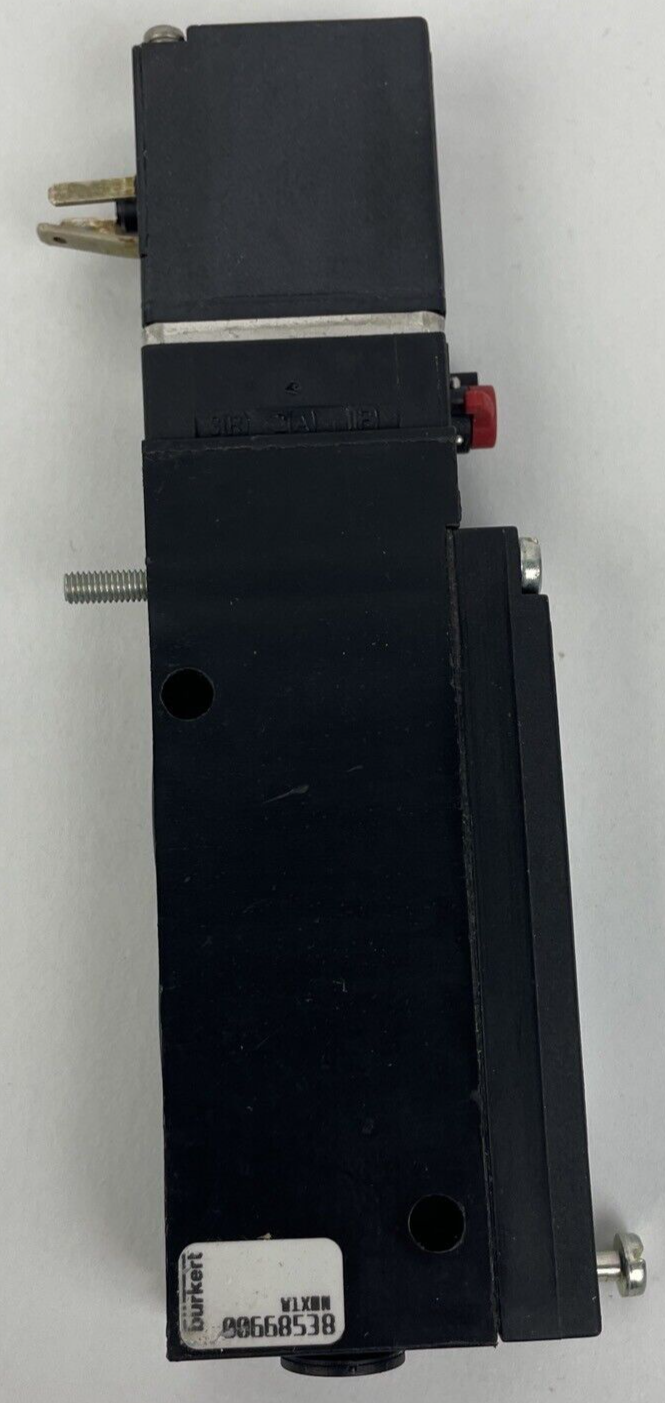 NEW Old-Stock ; Burkert 00457737 Solenoid Valve PMAX100PSI DC 2W - GERMANY
