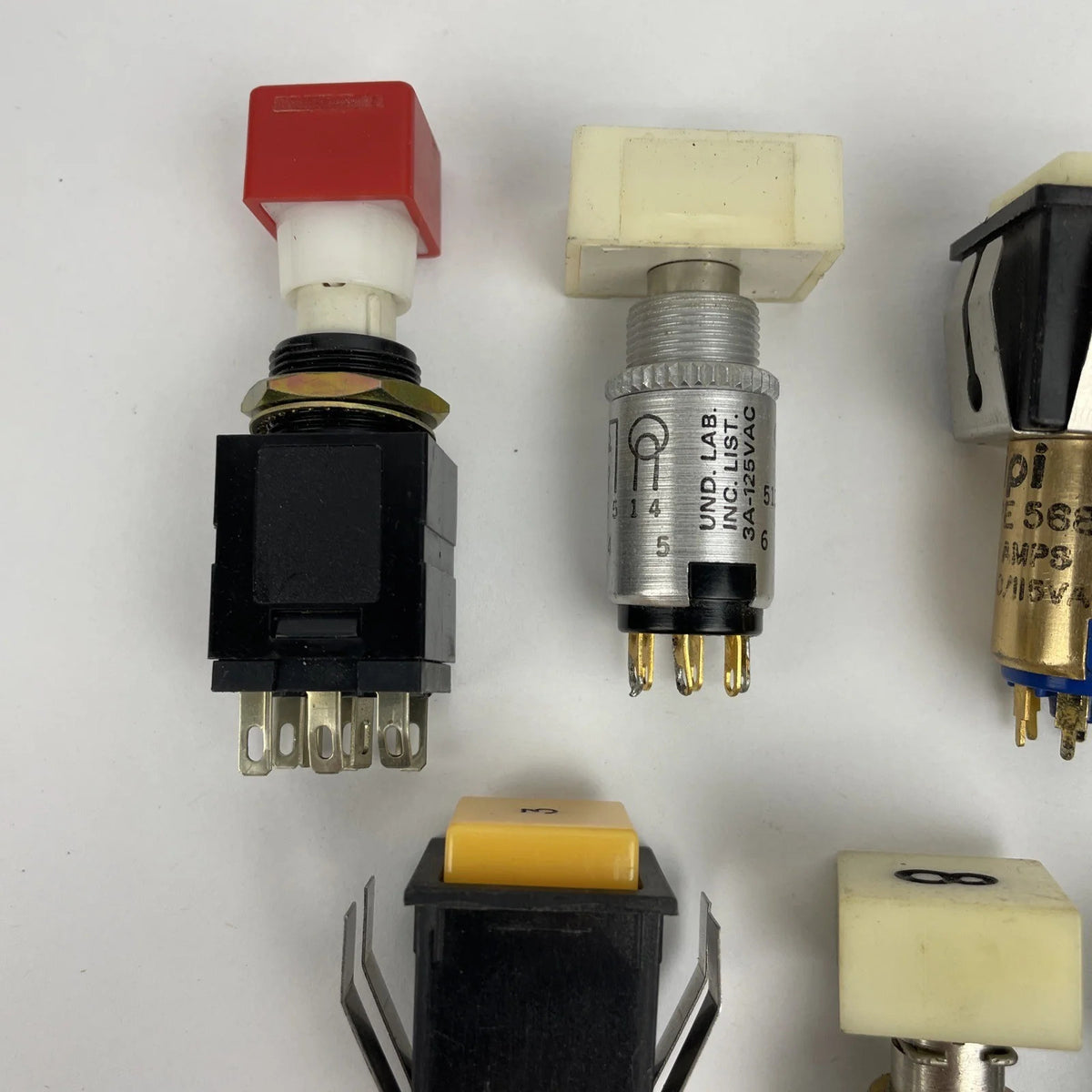 Lot of Assorted AMPEX UND LAB DIALITE IPI Illuminated Push Button Switch - LOOK