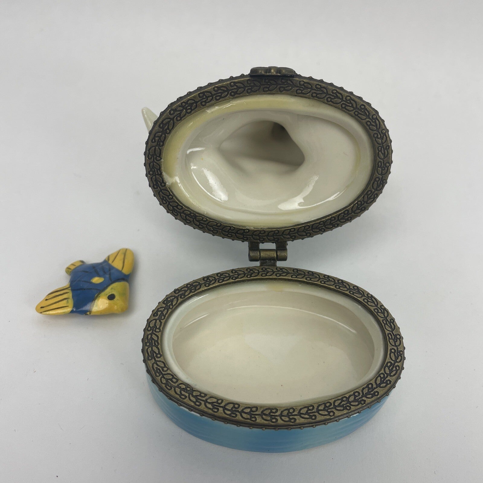 8 x Vintage Trinket Boxes Ceramic Christmas Beach Woody Mother Goose Mermaid