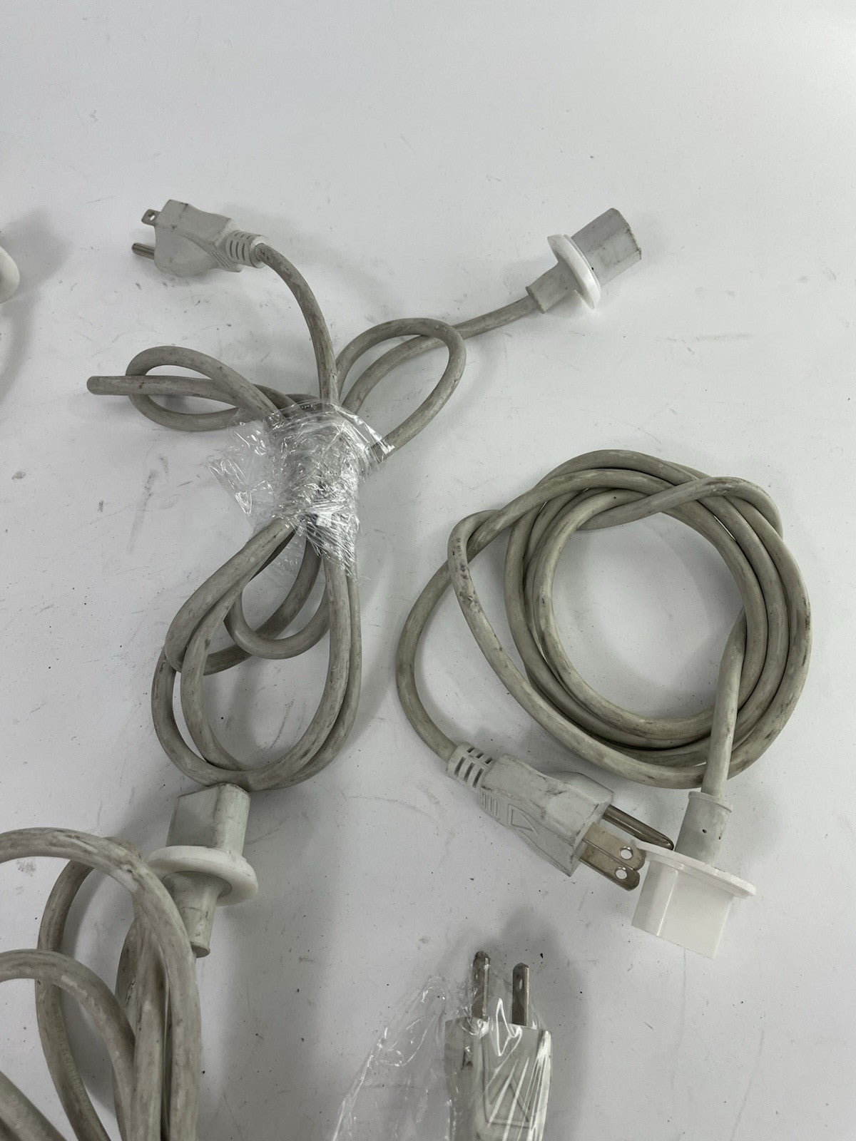 Lot of 16 Apple iMac Power Cords 6ft 2-Prong & 3-Prong OEM Assorted Cables