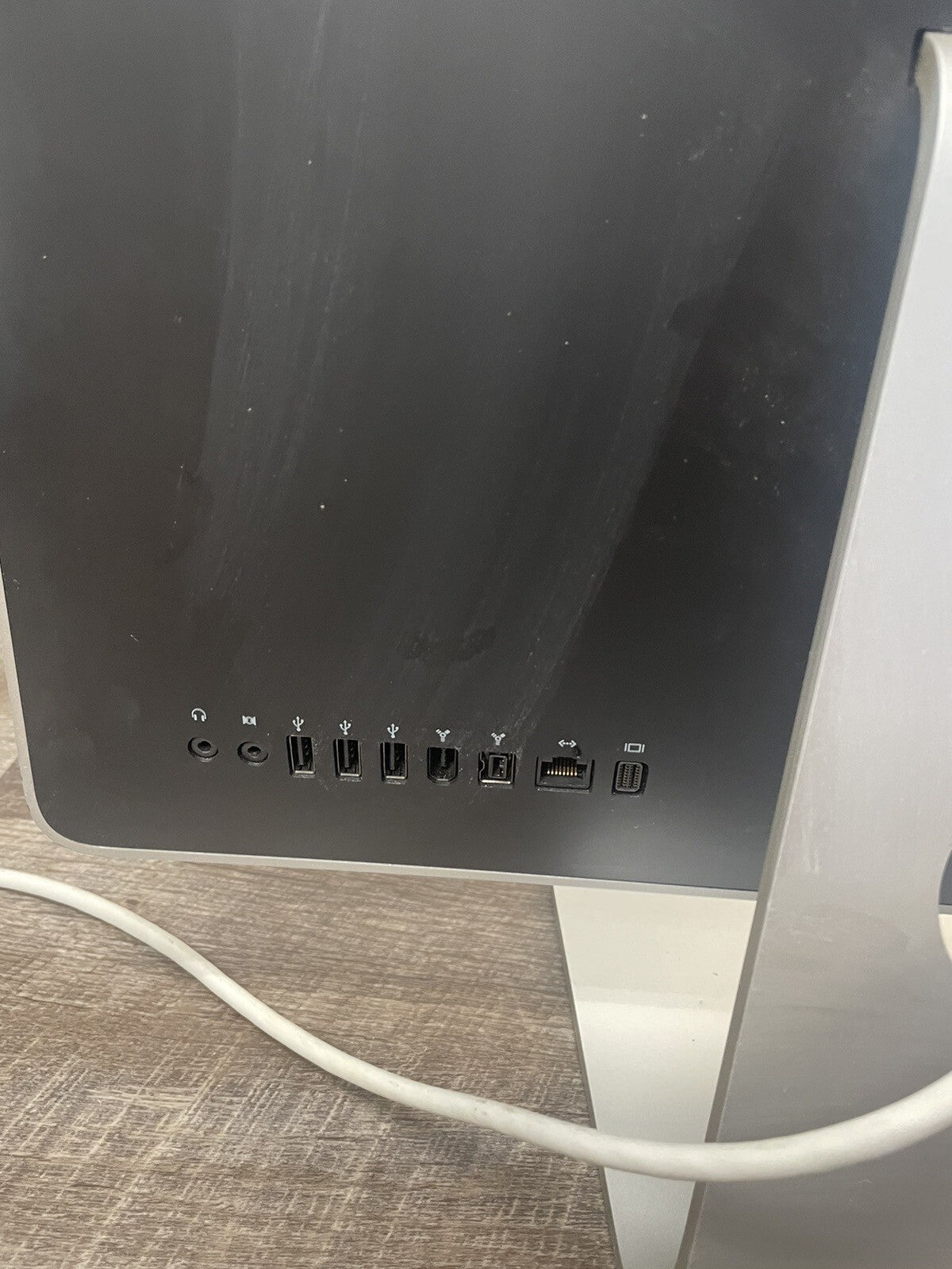 Apple A1224 Imac 20" Intel 2.0 GHz Core 2 Duo 3GB Ram 500GB SSD Hard drive