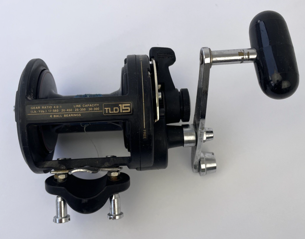Shimano Fishing Tackle TLD15 Lever Drag Conventional Reel 4.0:1 4BB Right-Hand
