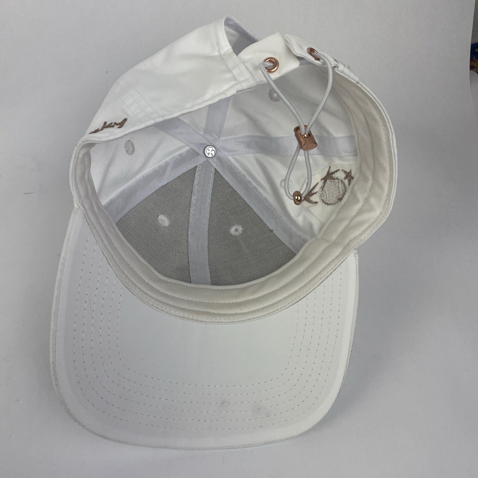 Black Clover PNB Paribus OPEN Live Lucky Womens Adjustable White Golf Hat RARE