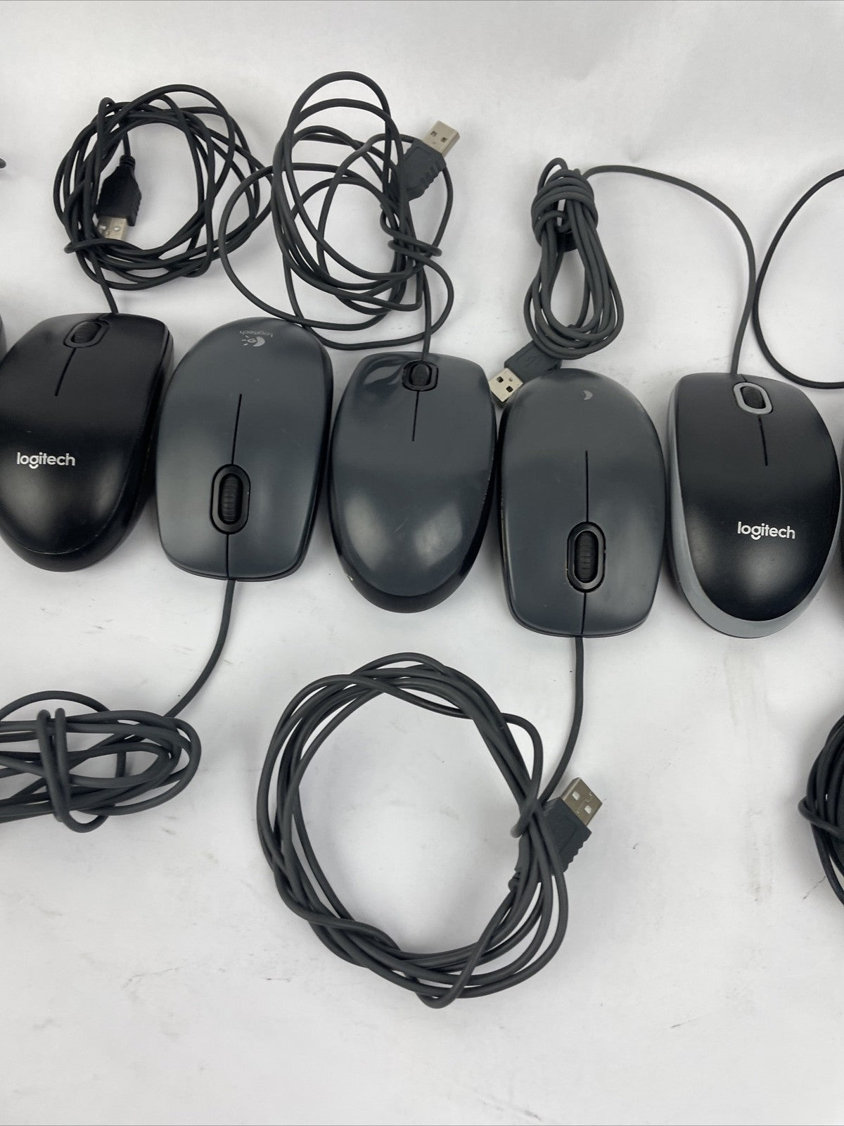 Lot of 11 Logitech Optical Corded Mouse USB 3 Button Computers B100 M100 Assorte