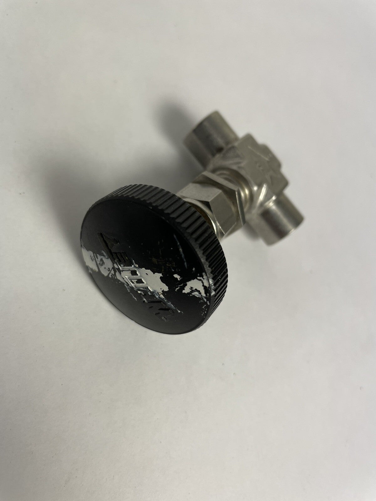 Swagelok SS-ORF2 Stainless Steel Integral Bonnet Needle Valve FNSP