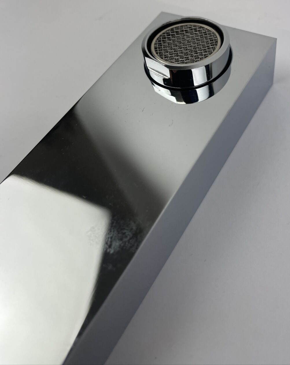 OEM rubi SOLIGO Polished Chrome Quatro Bathtub Spout Faucet - LOOK