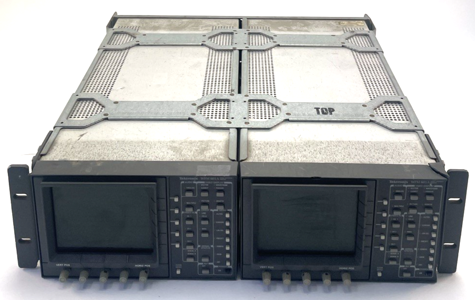 TEKTRONIX Model WFM 601A Special Component Monitor Lot of 2 W Rack Mount Case