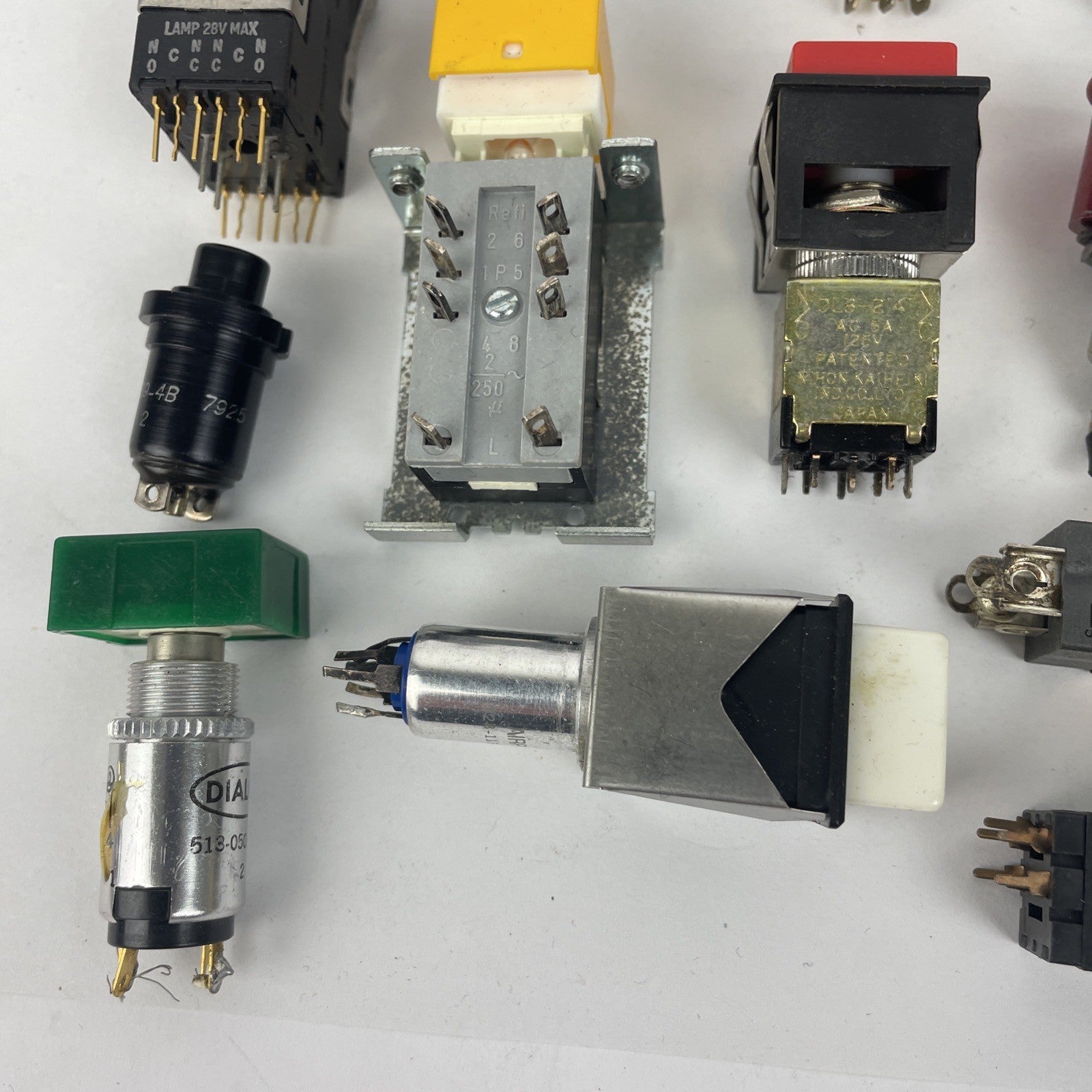 Lot of Assorted Dialco Dialight UND. LAB Illuminated Push Button Switch - LOOK