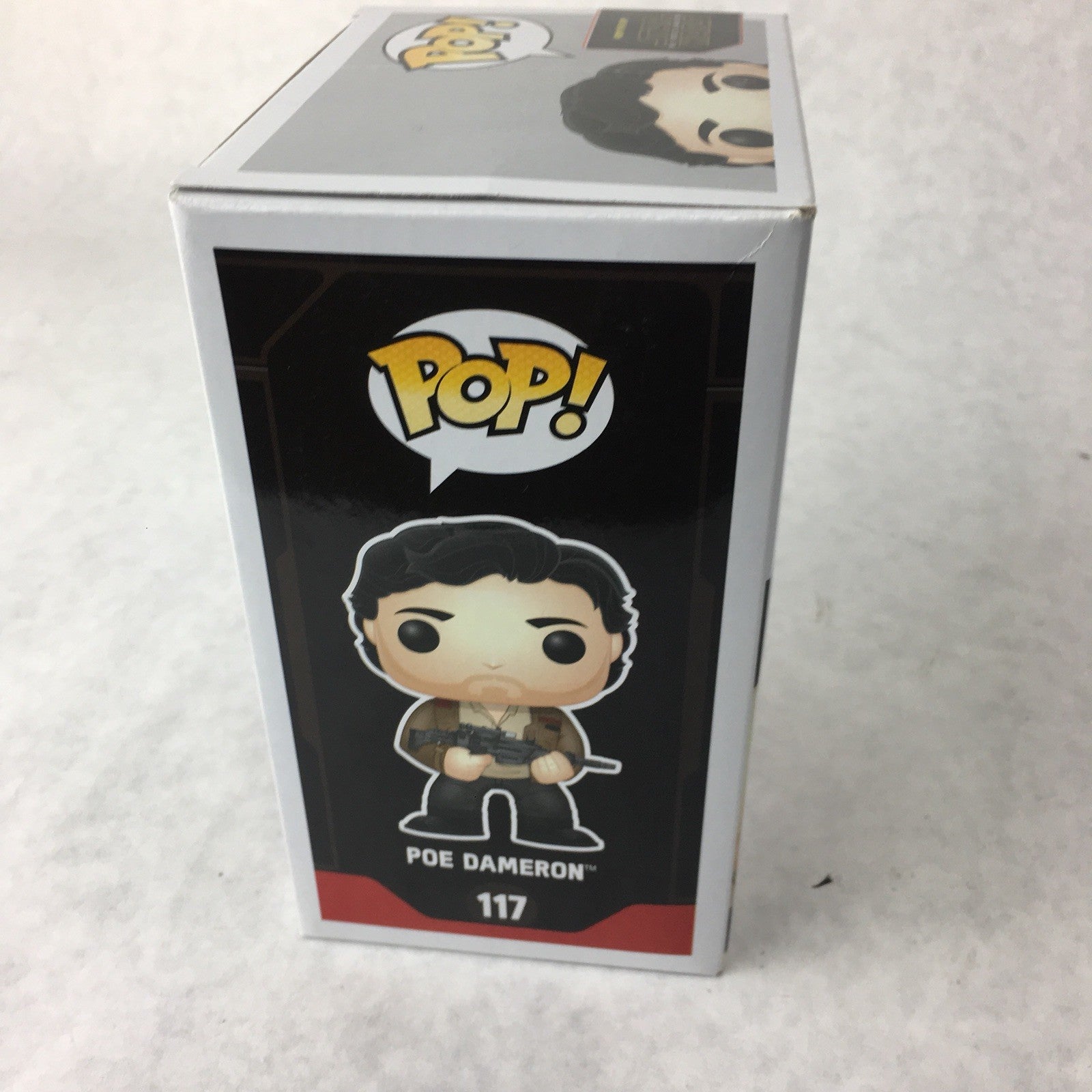   #117 Star Wars HOT TOPIC EXCLUSIVE Funko Pop!POE DAMERON (WITH GUN)