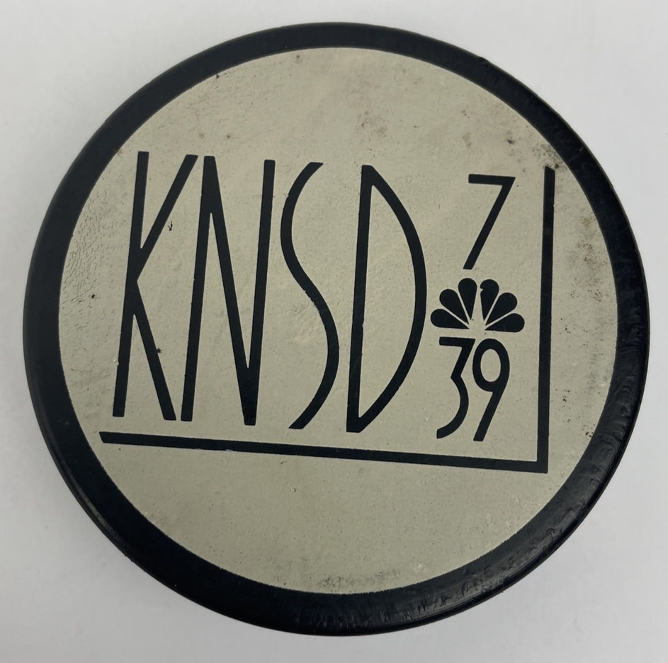 NBC 7 KNSD 39 NEWS SAN DIEGO GULLS VINTAGE OFFICIAL Hockey PUCK MADE IN 🇨🇿