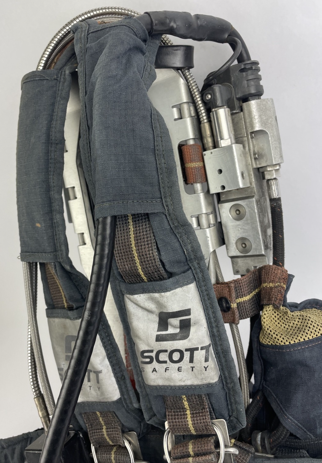 SCOTT SAFETY 4.5 4500 SCBA Air Pack Harness EZ-Flow Air Pak Plus with Sensor   c