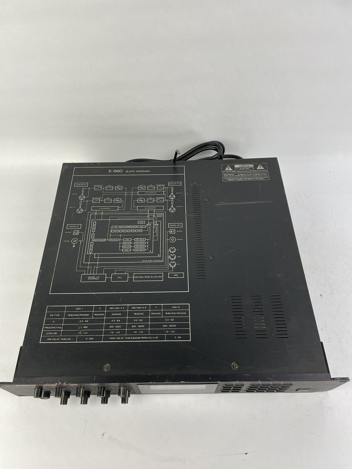 Roland E-660 Digital Stereo Parametric Mastering EQ