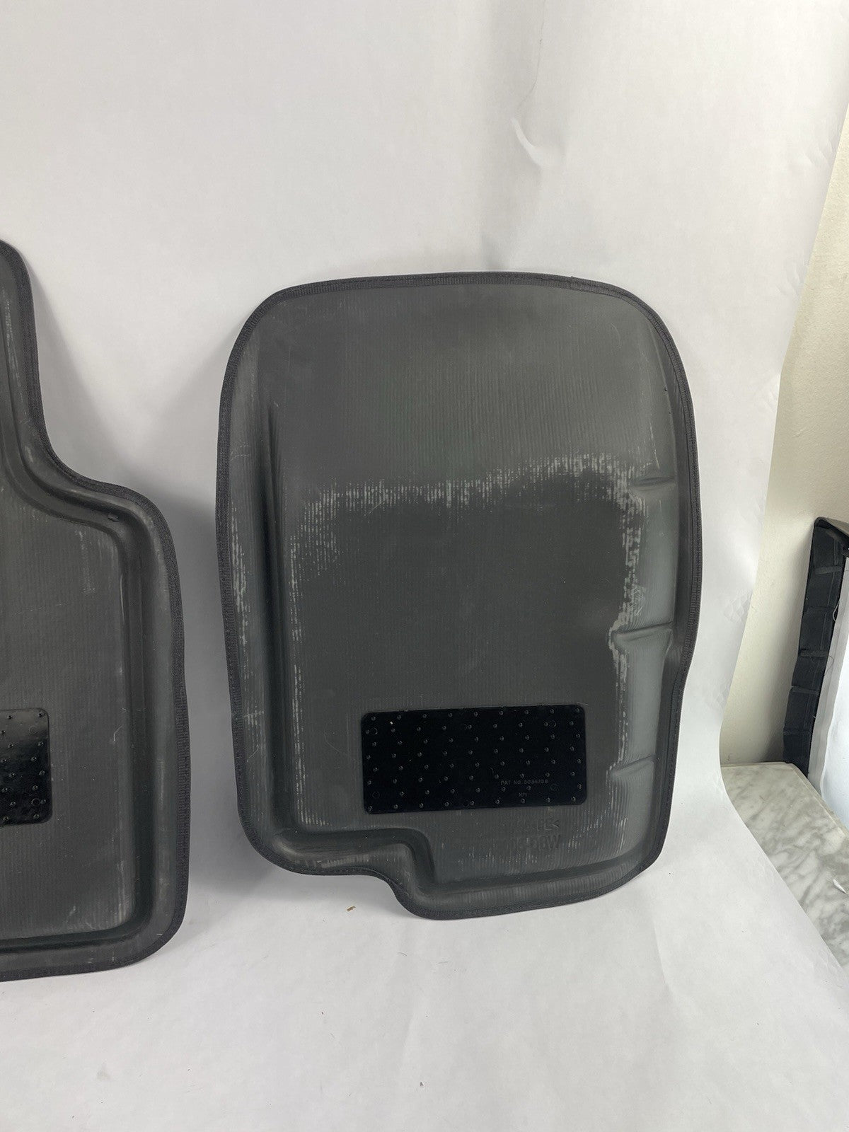 Mercury Mountaineer front floor mats charcoal 2002-2005