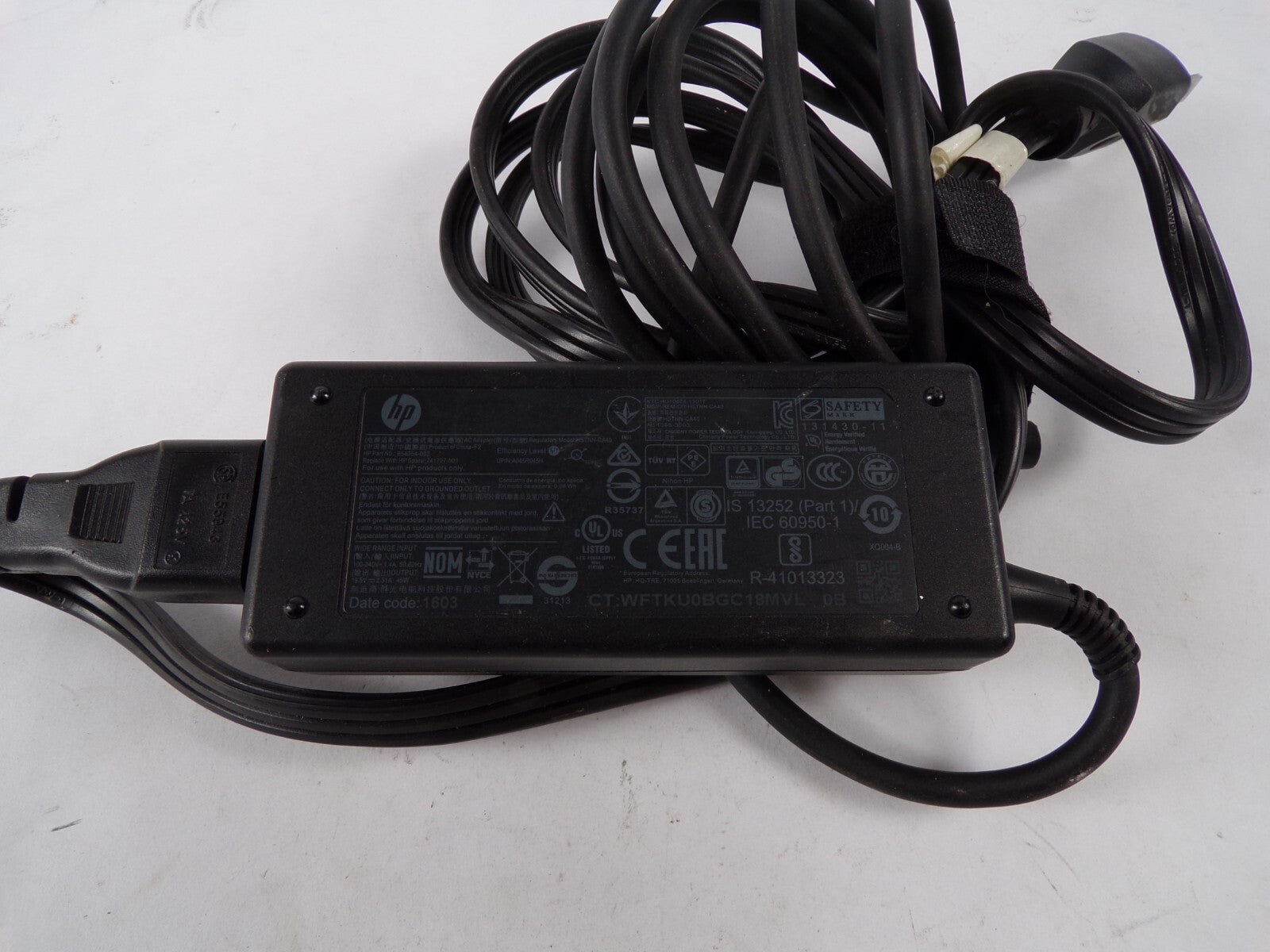 Geniue AC Adapter HB1NN-CA0C Output 5 V 2.31 A Power Supply Adapter A85