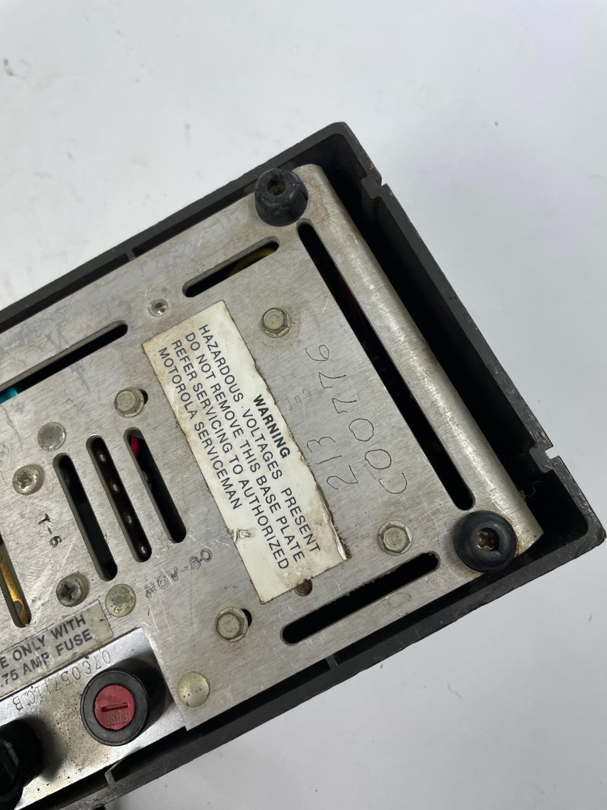 Motorola NLN8858 Battery Charger 10.6V DC, 1600 MA