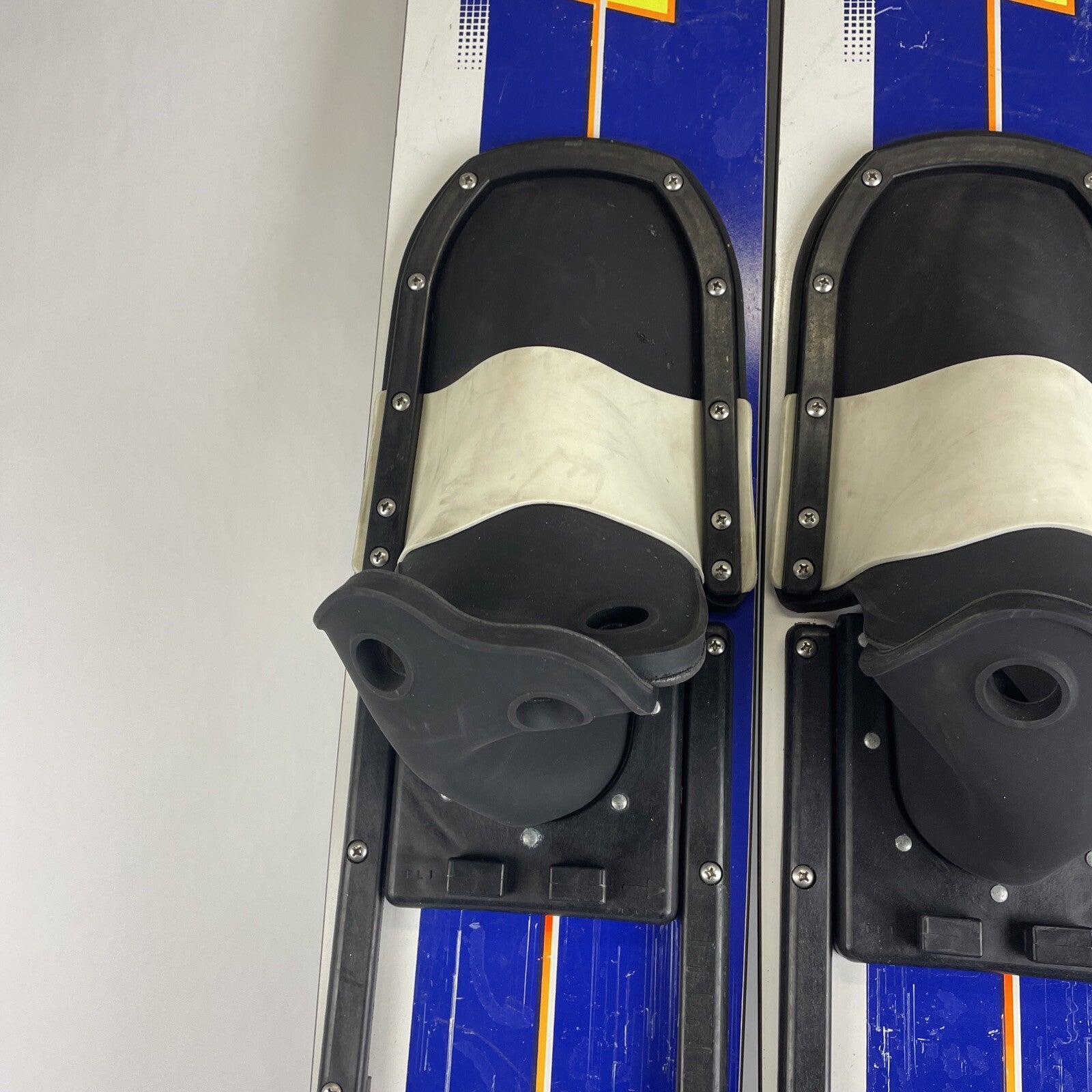 Kidder Impact 67 inch combo water skis with adjustable bindings slalom