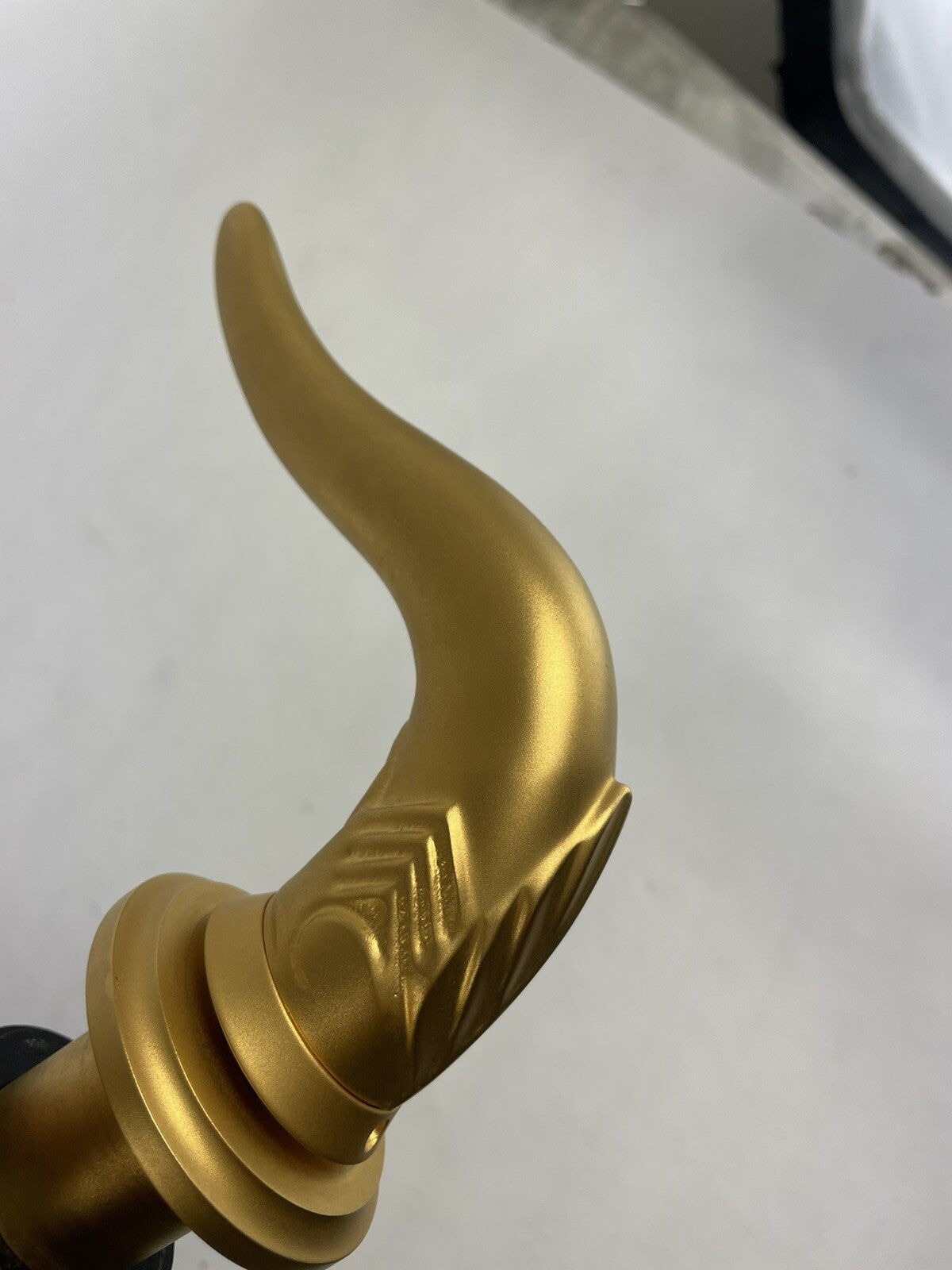 THG Paris GOLD Prestige bathroom fittings handle faucet Italian horns MSRP $3500