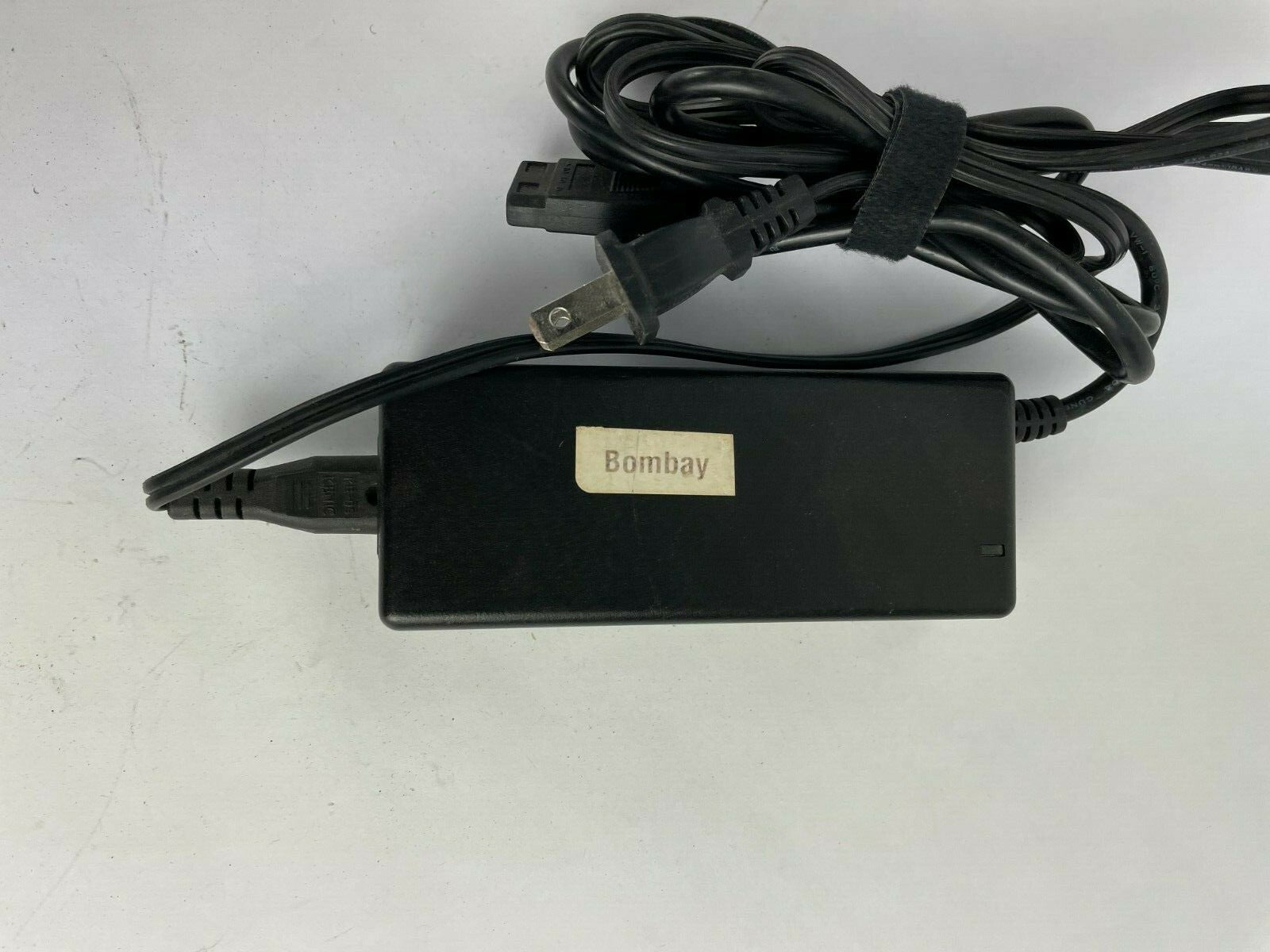 Genuine GFP252-0512  Ac Adapter Output 5 V 1.5 A Power Supply Adapter A96