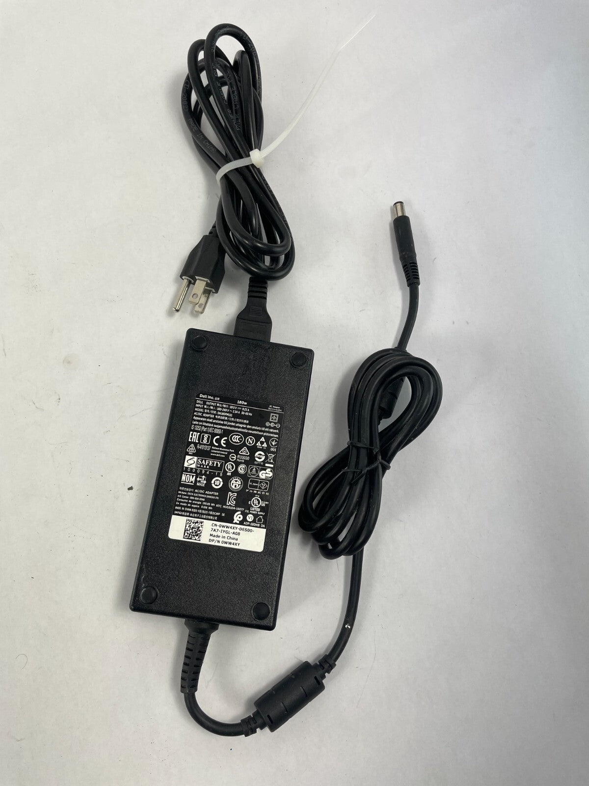 Geniune Dell DA180PM111 Output 19.5 V 2.34 A Power Supply Adapter B01