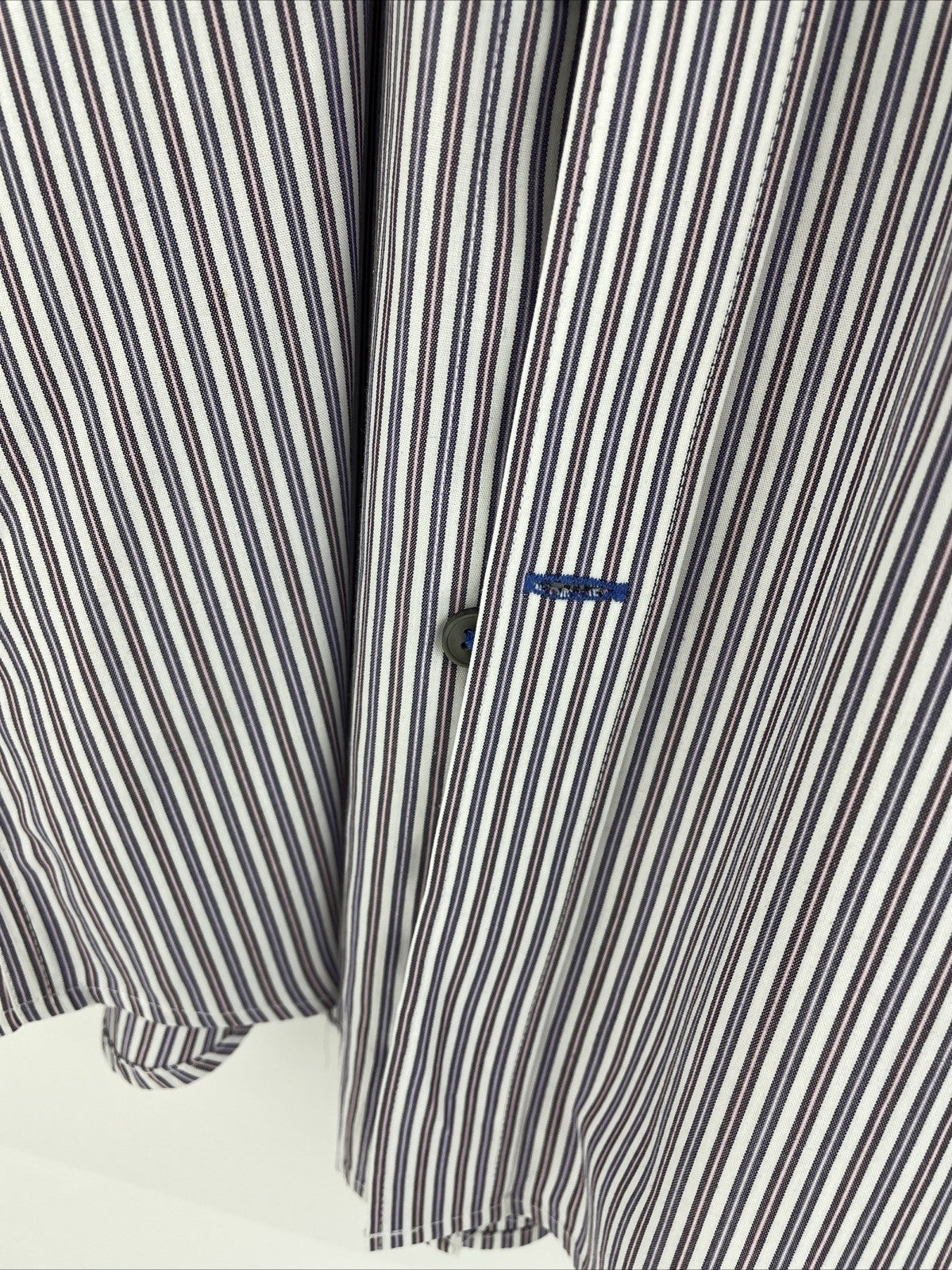 GAP Original Fit - Pink Purple Vertical Stripes SZ M 15 - 15 1/2 Button Shirt
