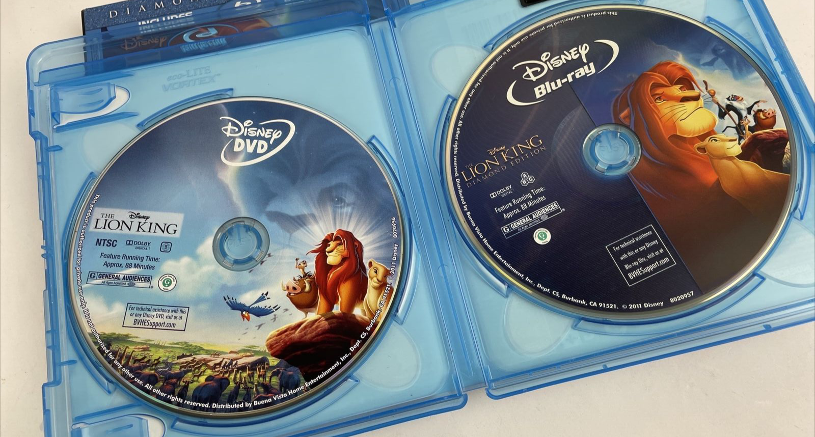 The Lion King (Two-Disc Diamond Edition Blu-ray / DVD Combo in Blu-ray Packaging