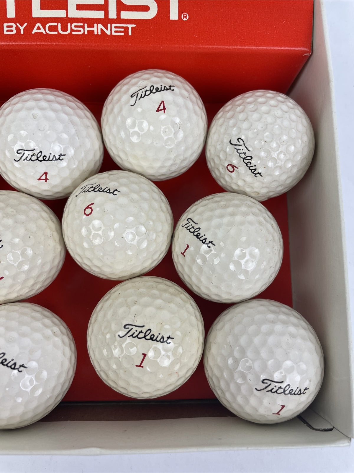 Vintage 12 Titleist by Acushnet golf balls dozen with original box collectible set