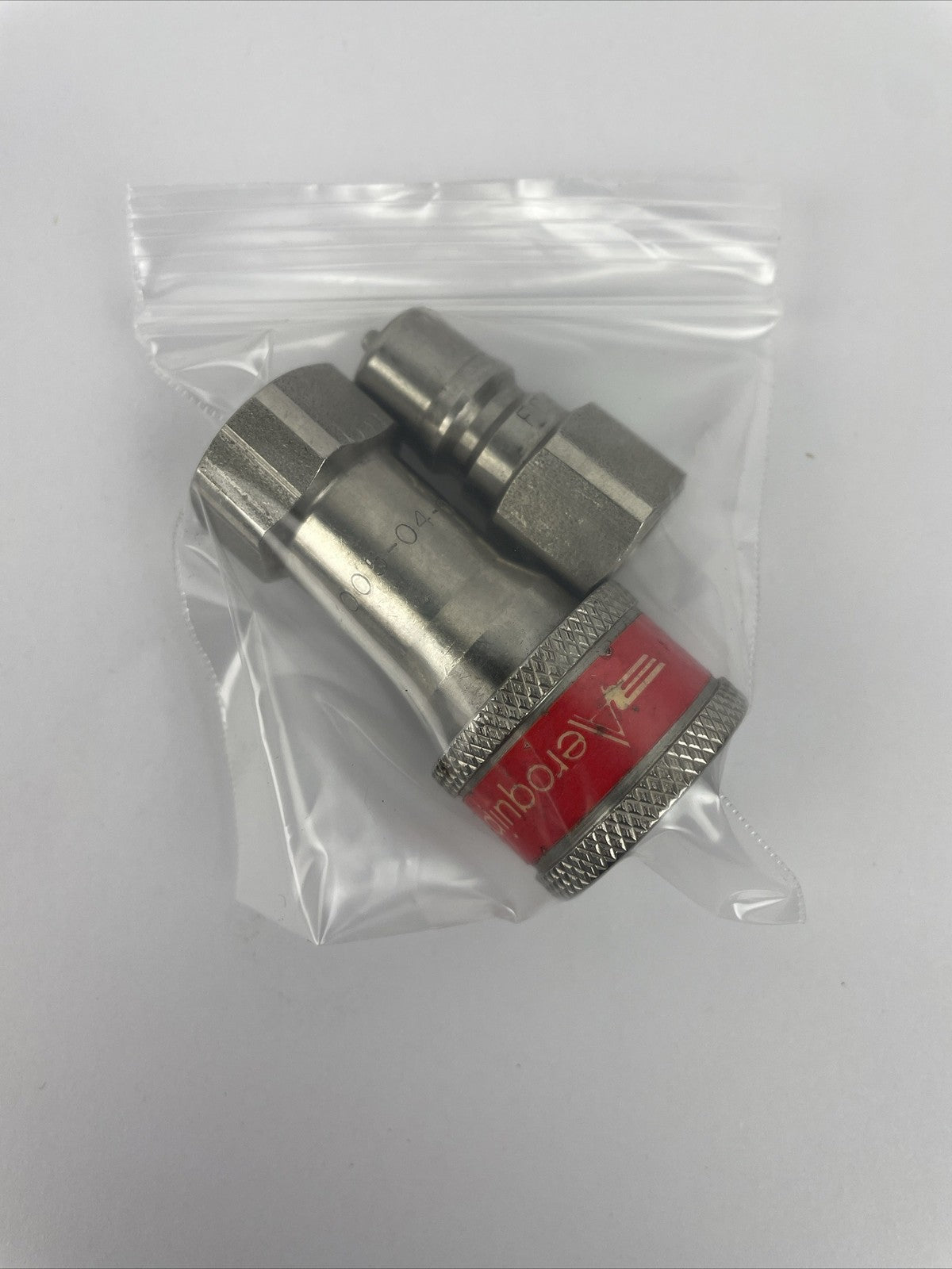 OEM Aeroquip FD45-Series-10 Quick Disconnect Coupling, 1/2" Male and Female