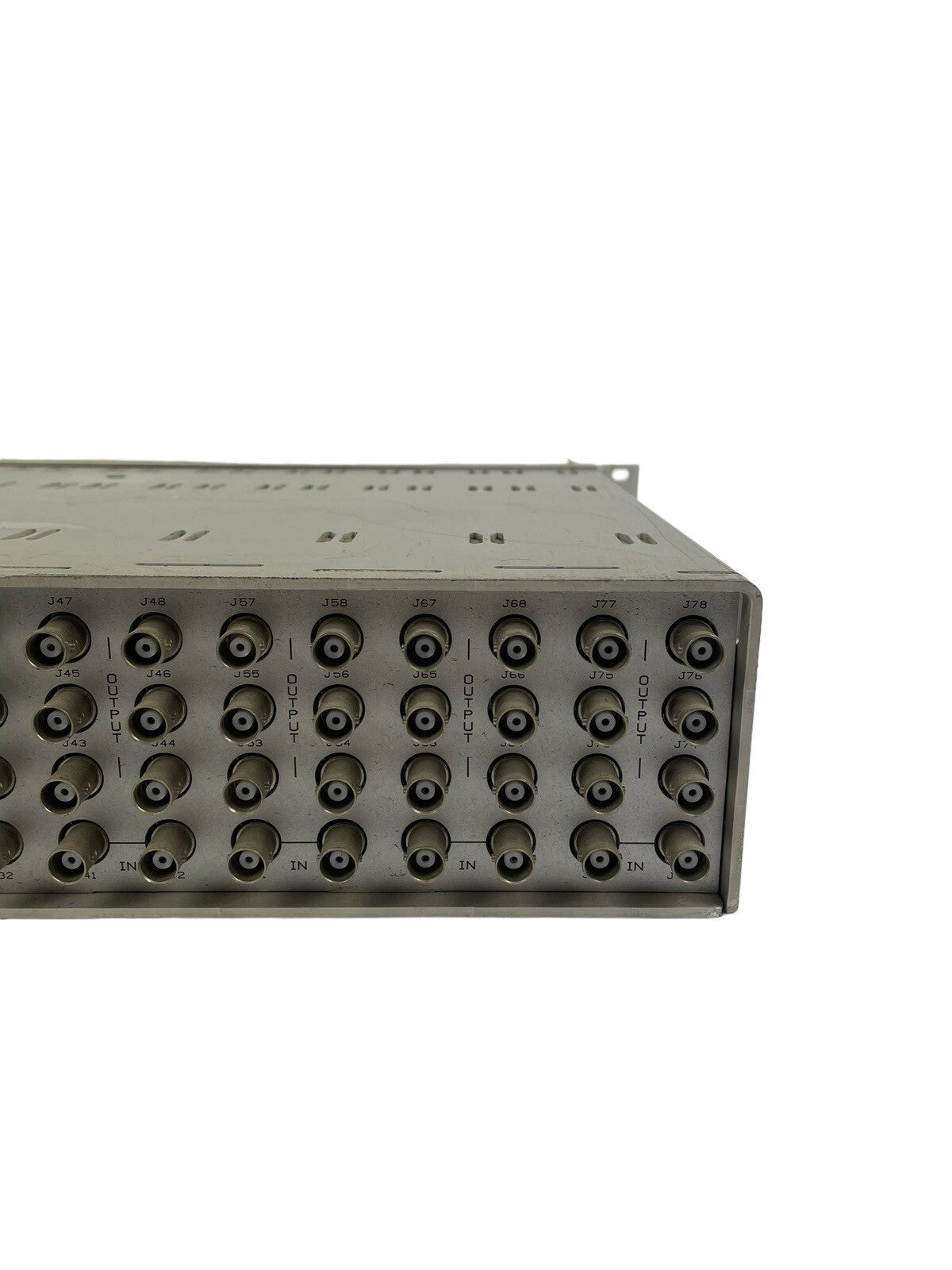 Grass Valley Group 8800 Series Video Distribution Unit with 8501 8502 8504 Cards