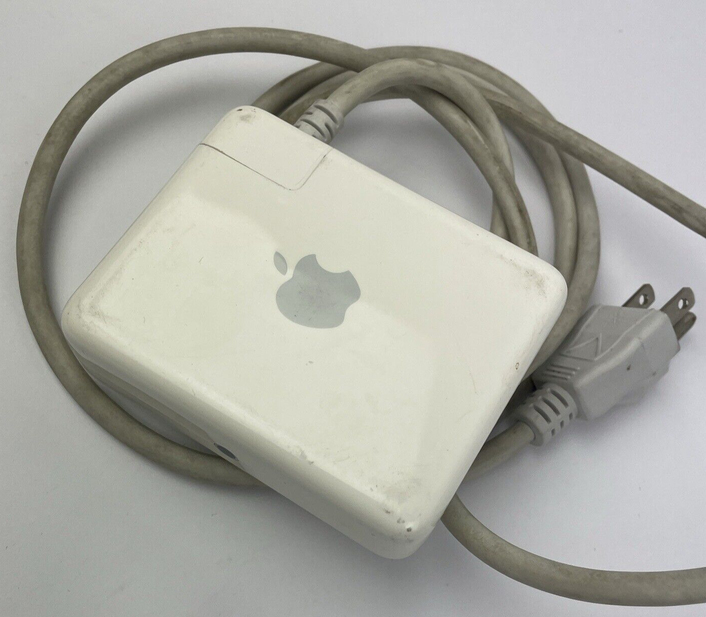 Apple AirPort Express Wifi Wireless Router Extender USB A1264 w/ Extension Cord