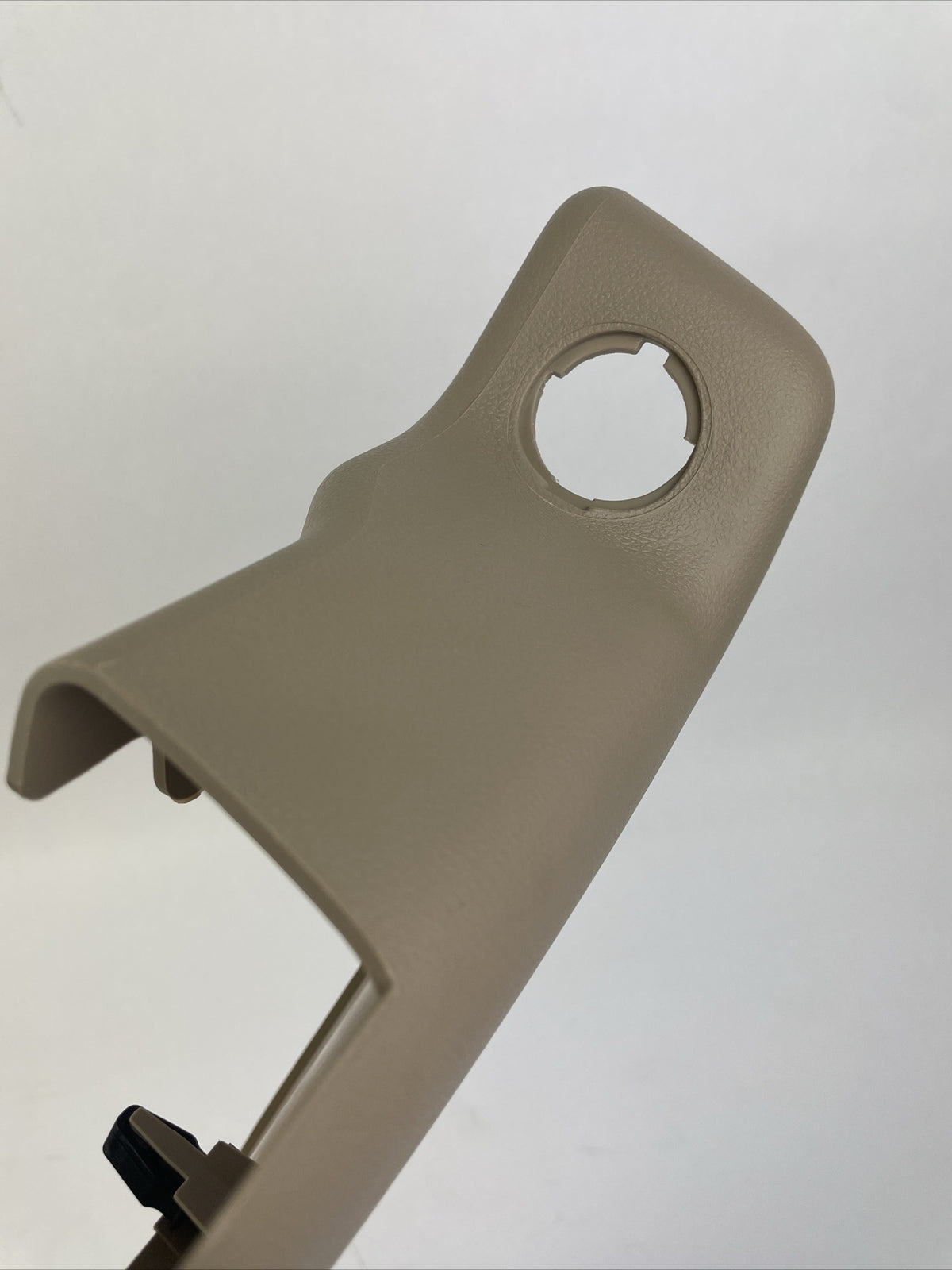 OEM Kia Sedona beige seat track cover 88582-4D010 interior trim replacement part 2014 model