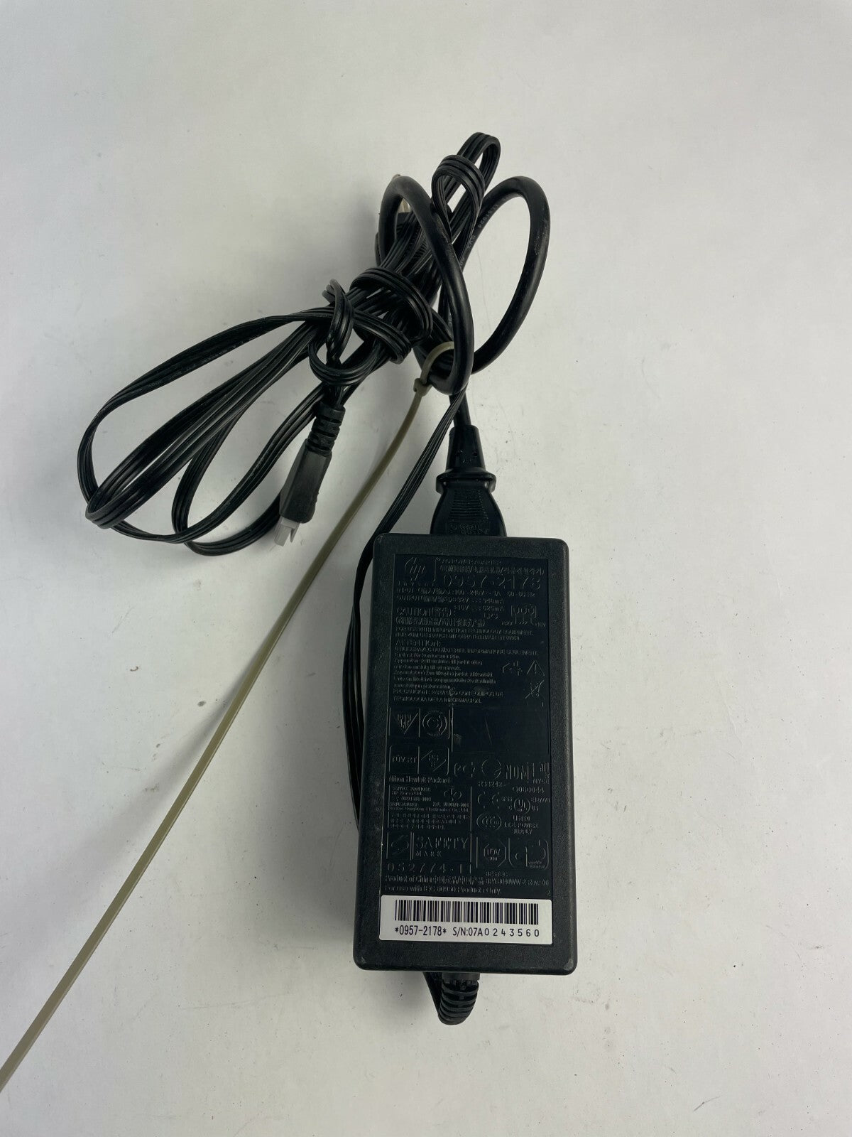 Genuine hp 0957-2178 Ac Adapter Output 16/32 V 9.4 A Power Supply Adapter A95