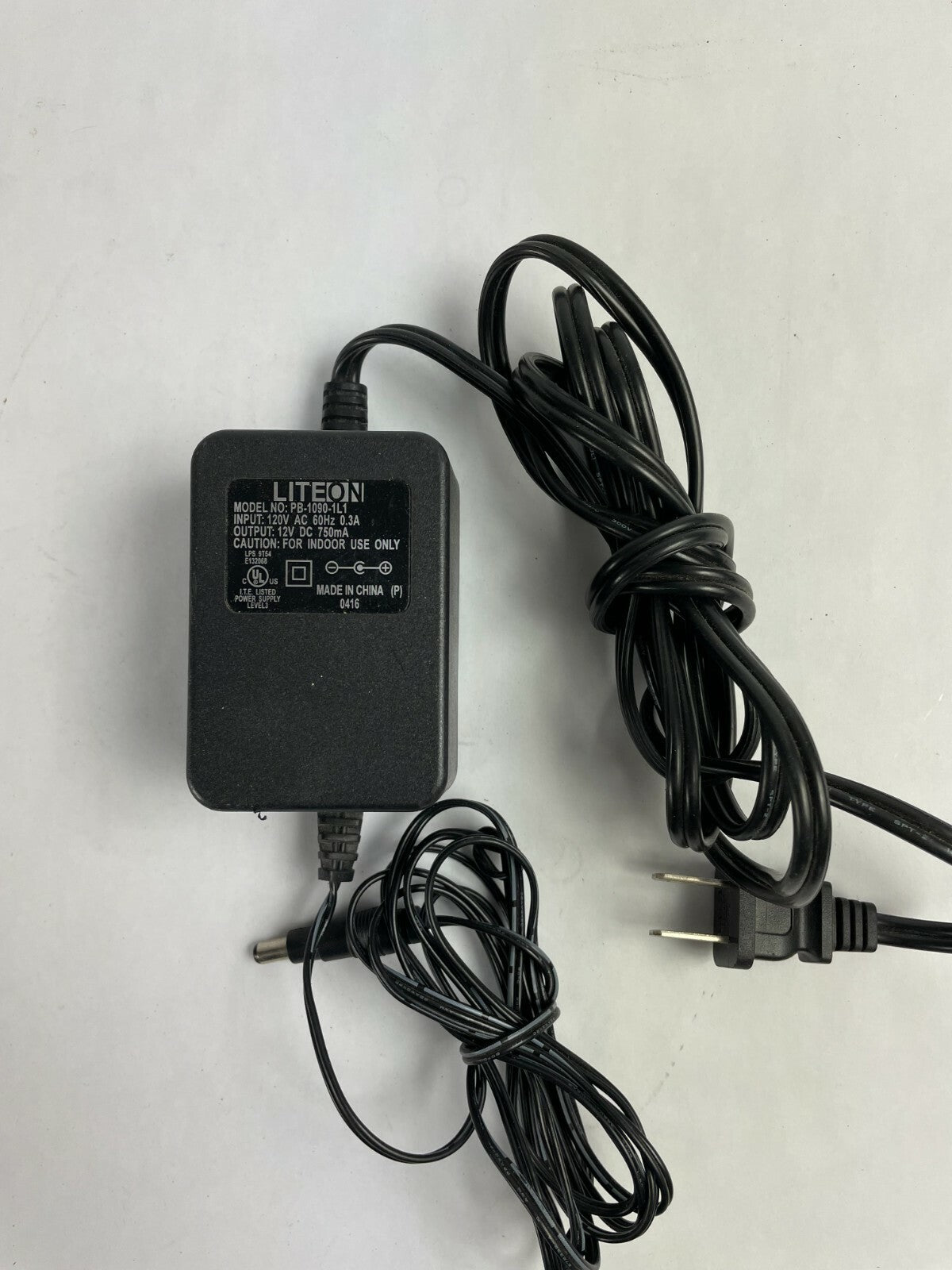 Genuine LiteOn PB-1090-1L1 AC Adapter Output 19 V 750mA Power Supply Adapter A40