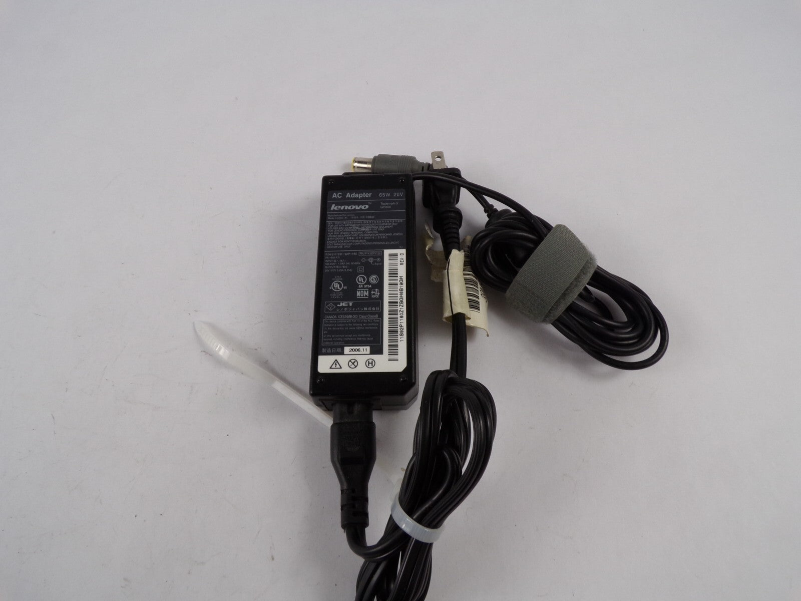 Genuine Lenovo AC Adapter 92P1160 Output 20 V 25 A Power Supply Adapter A00