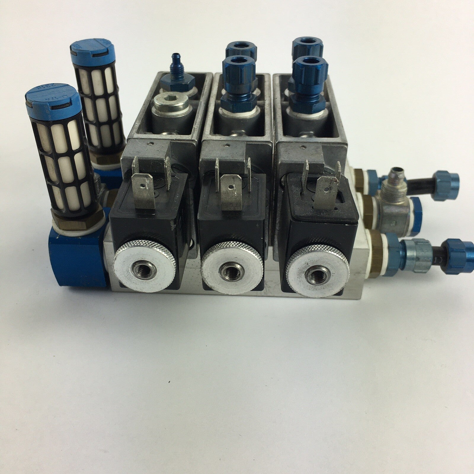 MO13 - Bank of 3 Festo PRS-1/8  3B Solenoid Valves, 2-Pos 3-Port 120psi 