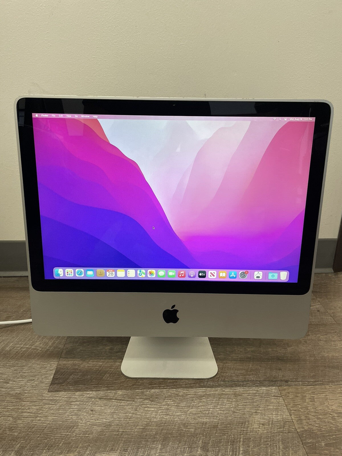 Apple iMac Core 2 Duo 2.26 GHZ - 20" - macOS Monterey  - 4GB RAM - 512 GB SSD HD