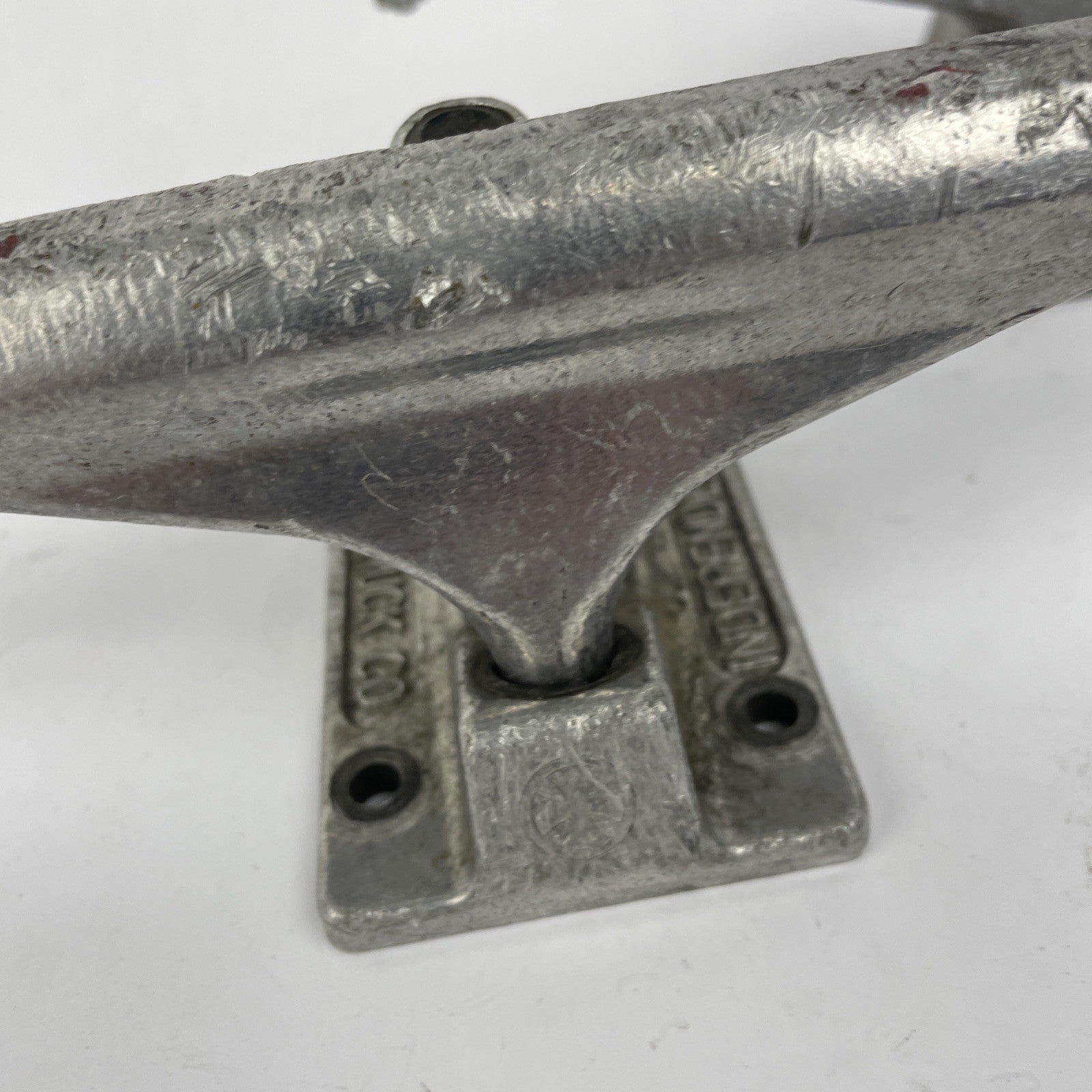 Independent OG Iron Cross polished Standard 139 skateboard trucks for 8-inch decks with mounting hardware included.