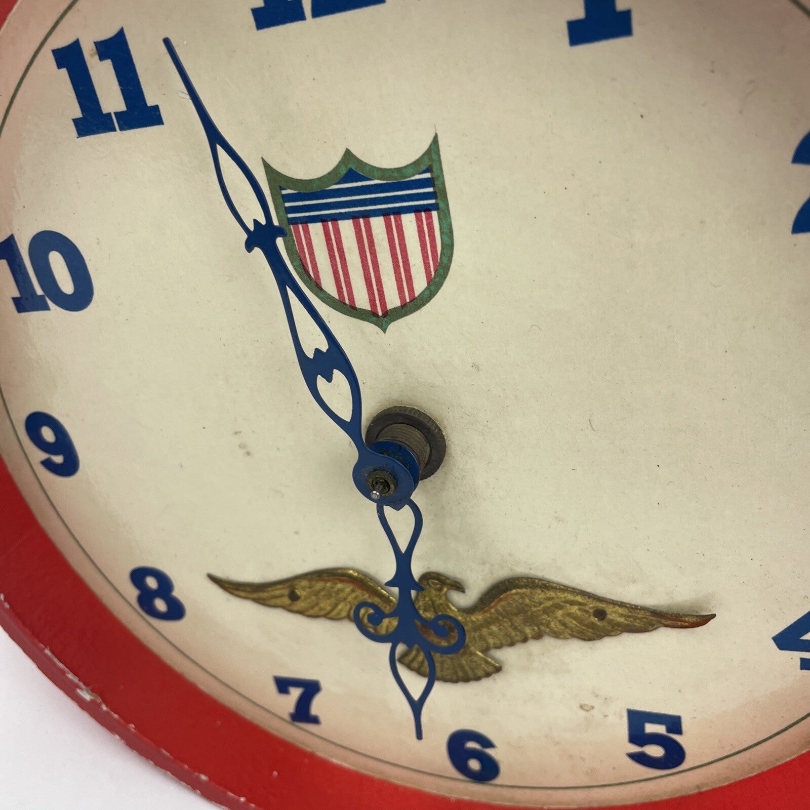 VINTAGE USA TELECHRON Wooden DRUM ELECTRIC WALL CLOCK 1950’s PATRIOTIC EAGLE
