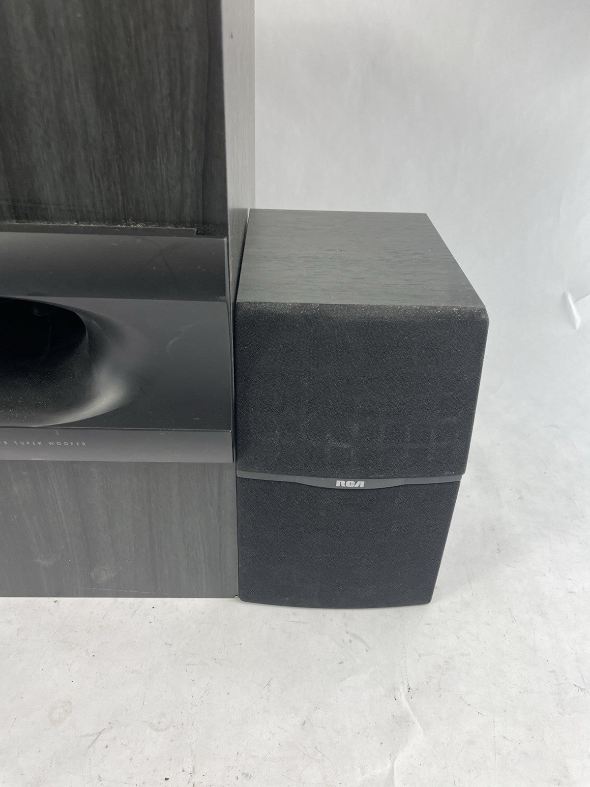 RCA RT2500 Main & Surround Speakers 6 Ohm 2 bookshelf speaker  + Subwoofer