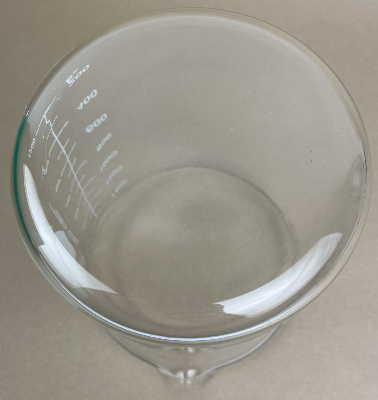 Kimble Kimax Glass 1500 mL 1.5 L Low Graduated Griffin Beaker  Spout No. 14000