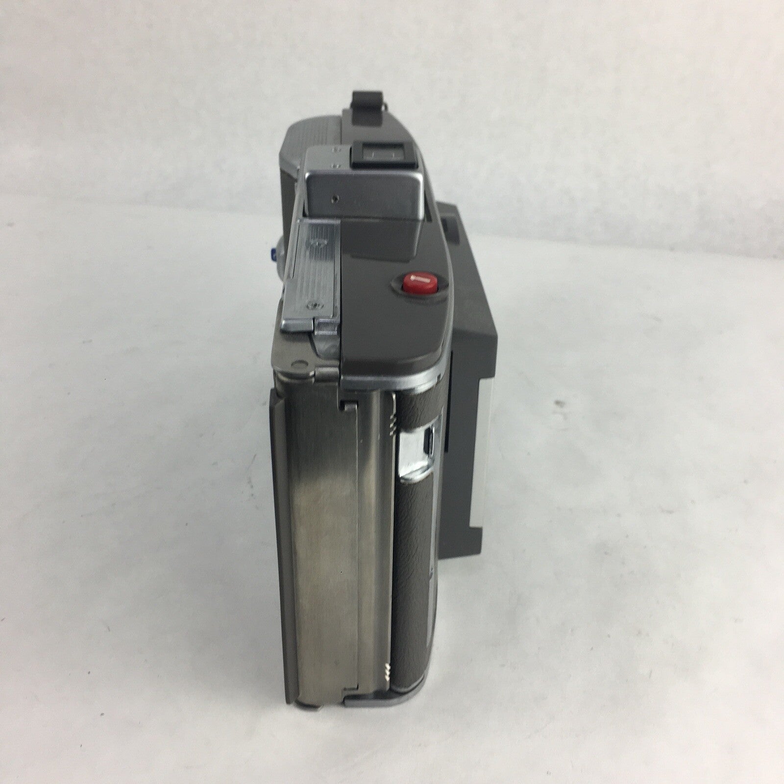 VINTAGE FILM & PHOTOGRAPHY POLAROID ELECTRIC EYE LAND CAMERA MODEL J66
