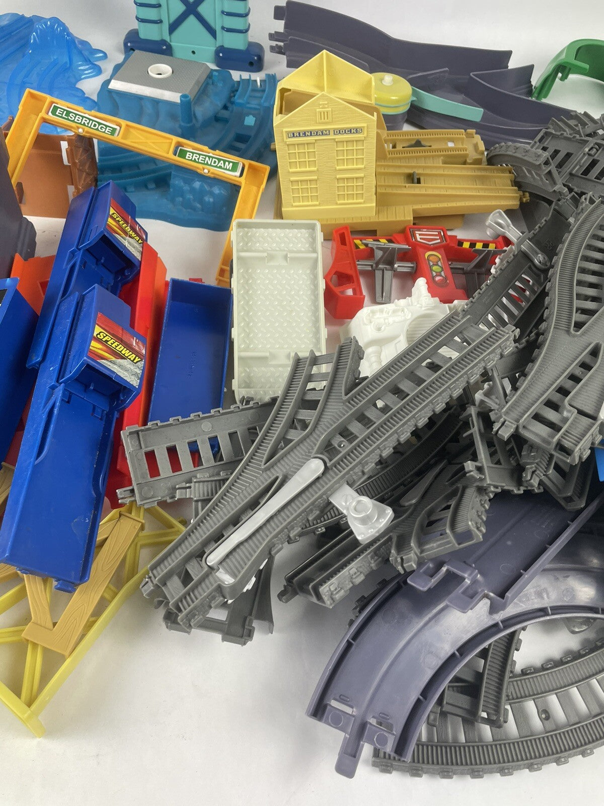 Chuggington Railway Train & Track Lot + Assorted speedway Track