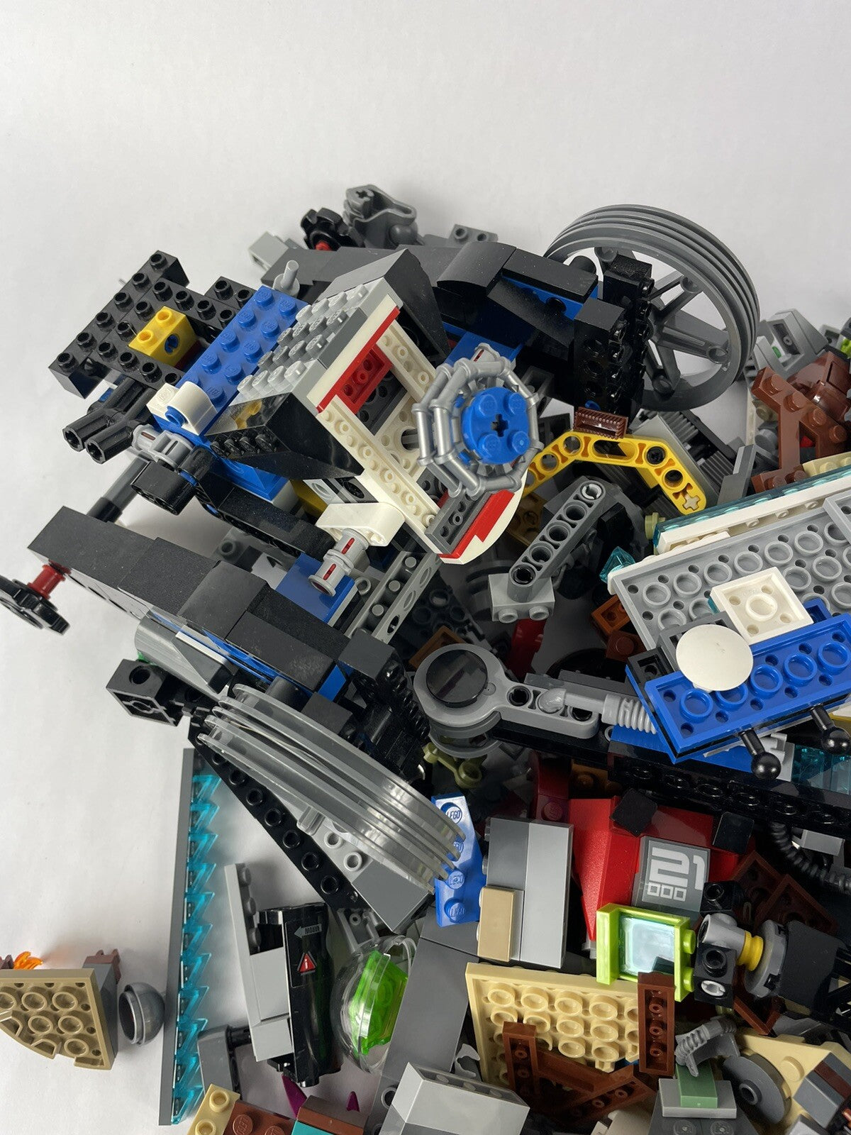lot of LEGO 5 lbs Pounds Bulk Lot of Loose Legos Pieces Bricks Parts *CLEAN* L6