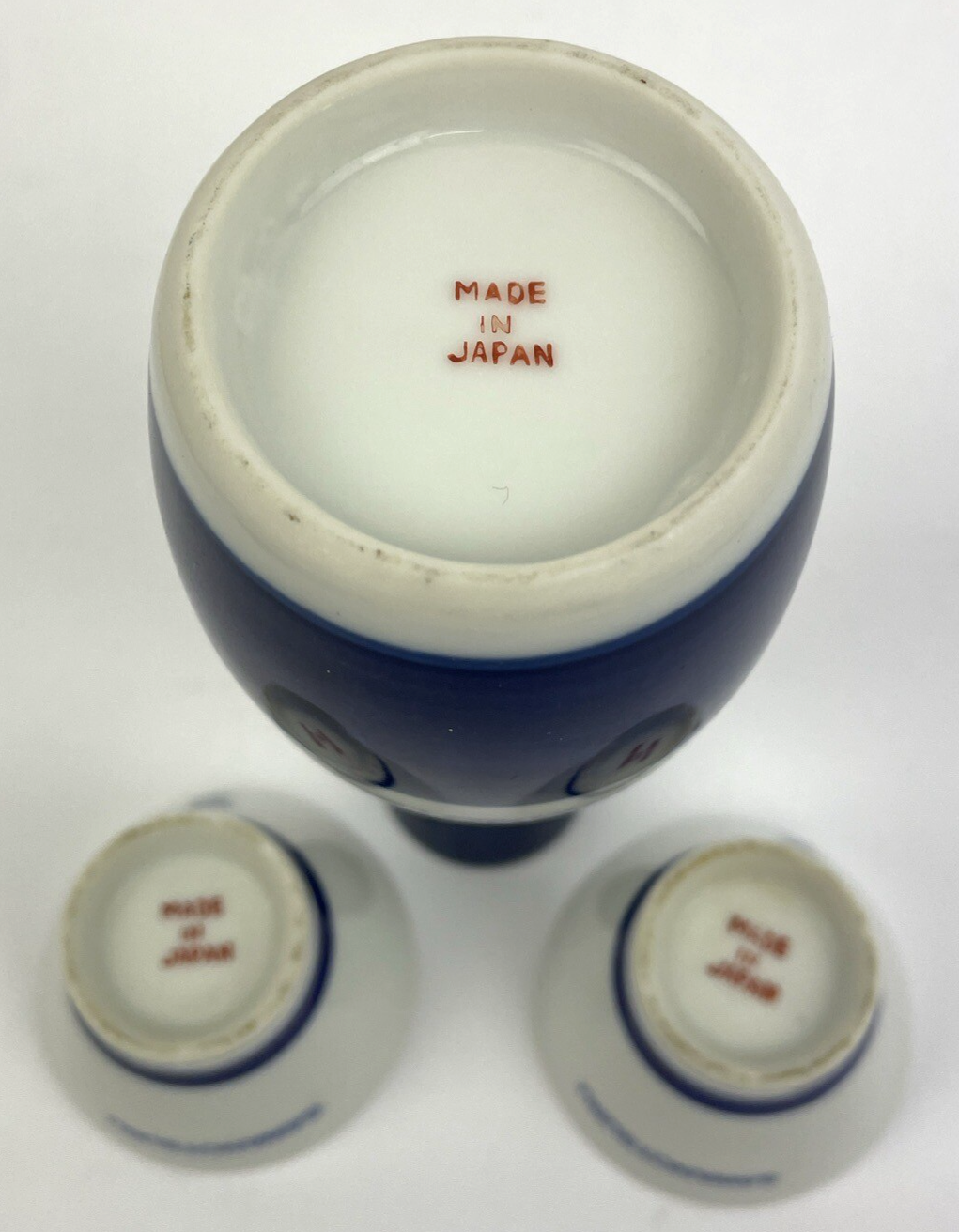 Vintage SAWANOTSURU Sake Set w Takkuri and 2 Glasses - Made in Japan